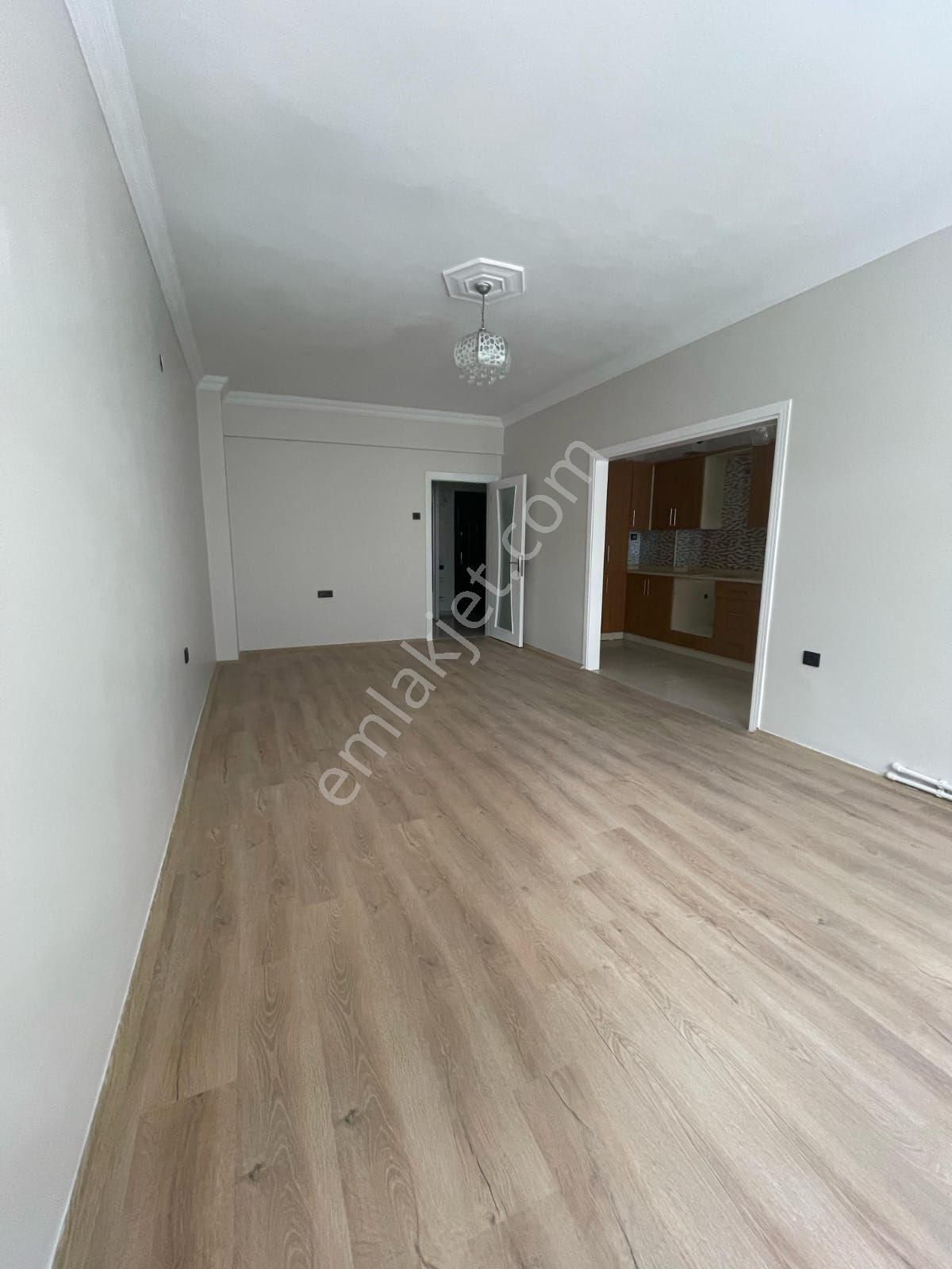 Furkan Emlak'tan Kadıköy Mevkisinde 3+1 1.kat 130m2 Masrafsız - Görsel 5