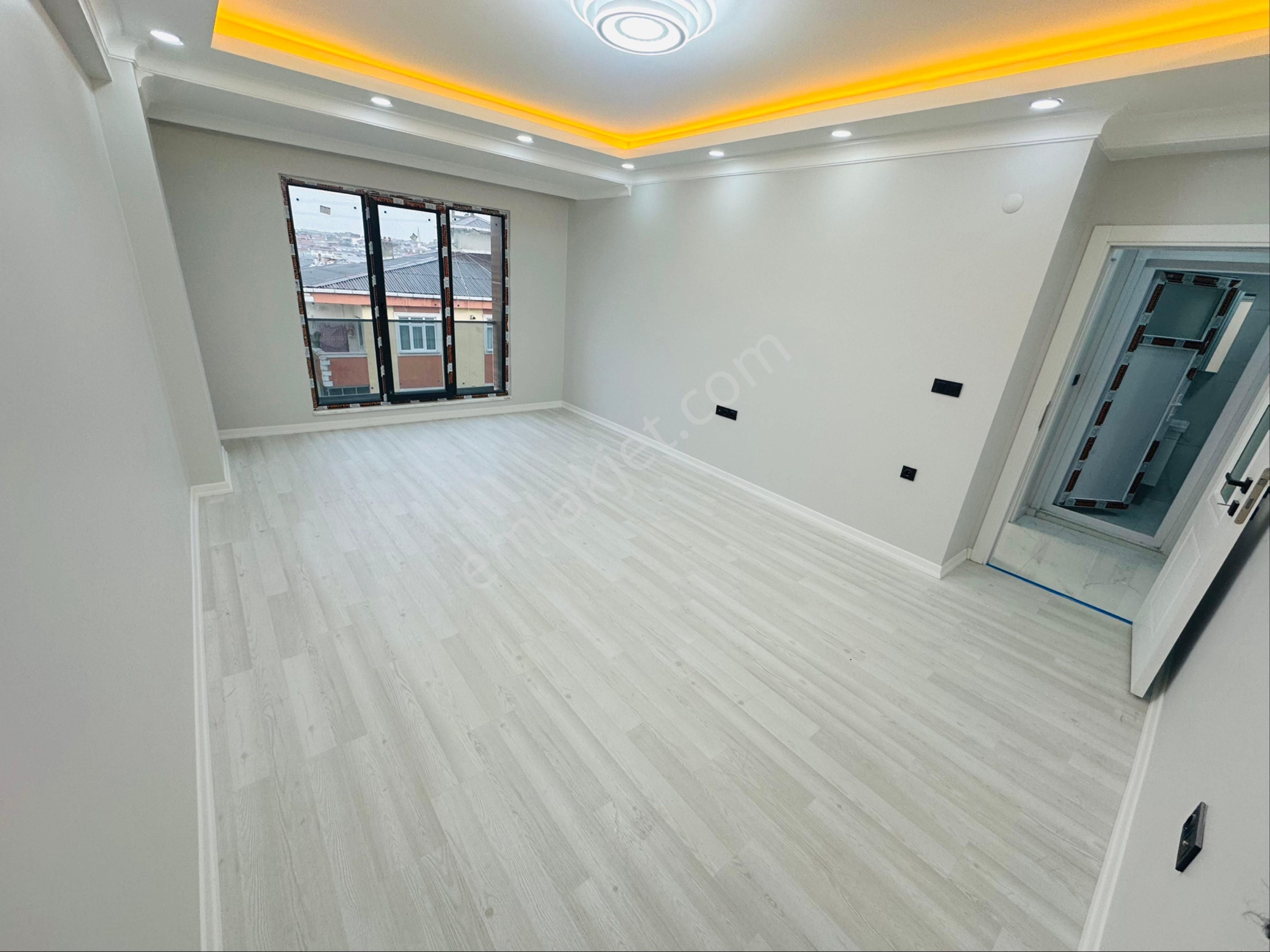 İsmetpaşa Mah’de Ordu Caddesi Üzerinde 2+1 95m2 Sıfır Yerden Isıtmalı Satılık Ara Kat Daire