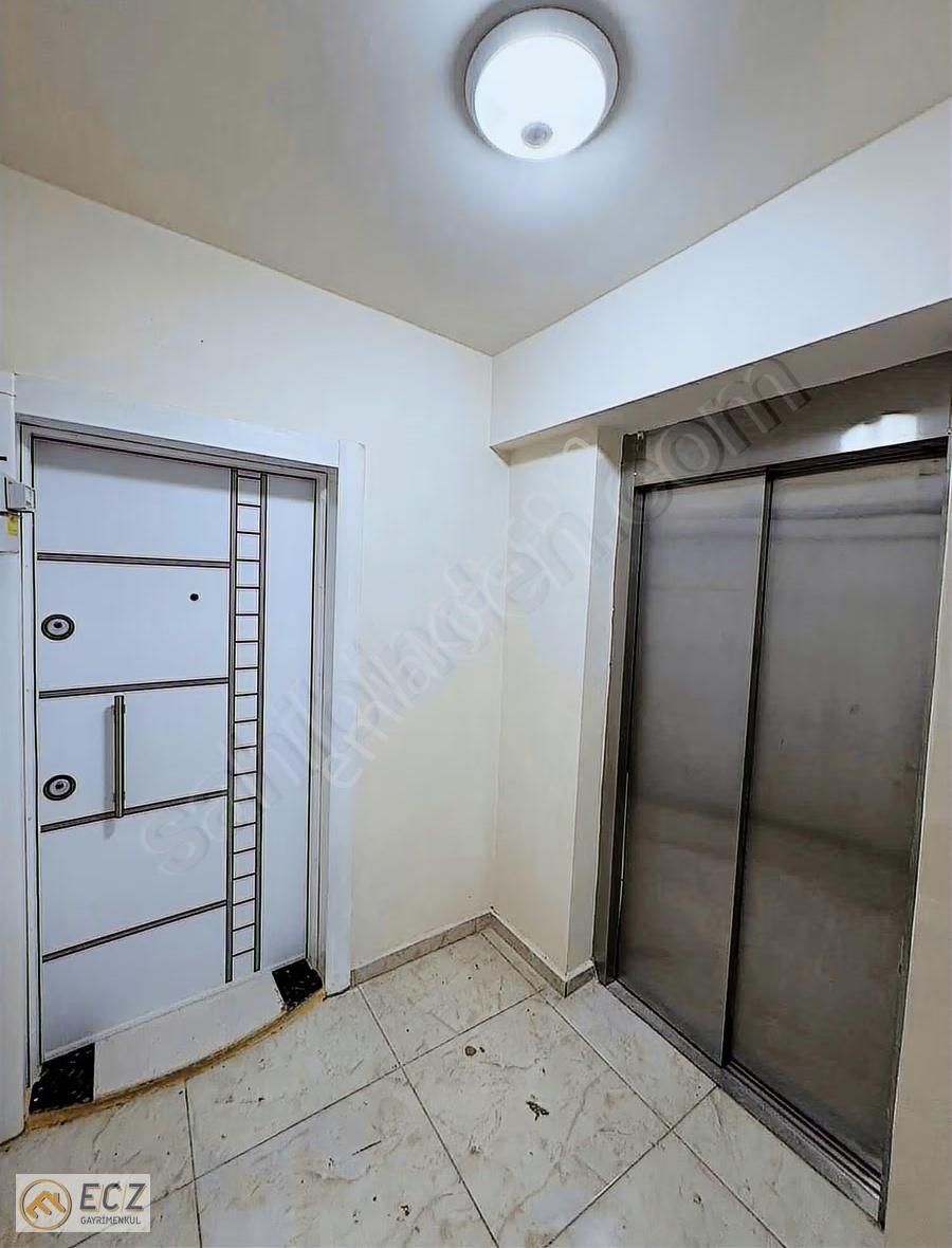 Ecz Gayrimenkul Den Satılık 2+1 Kapalı Mutfak D.gazlı Alaşehır