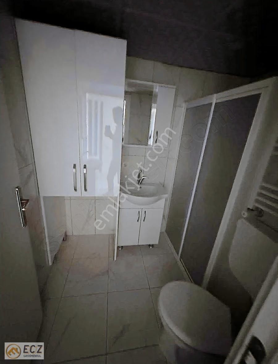 Ecz Gayrimenkul Den Satılık 2+1 Kapalı Mutfak D.gazlı Alaşehır - Görsel 3