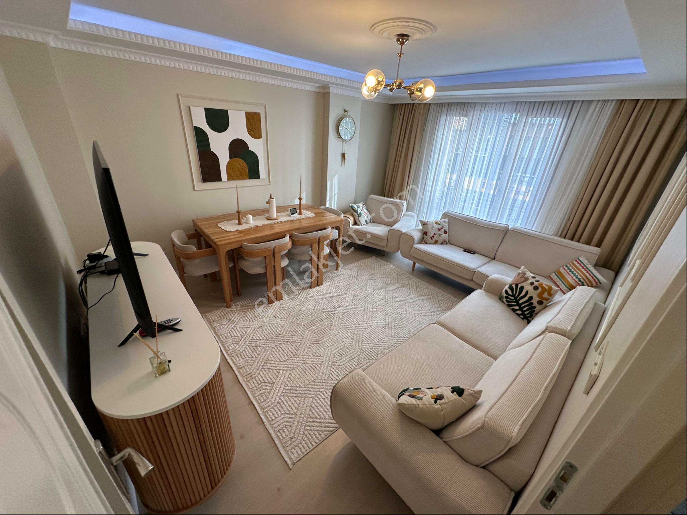 Uğurmumcu Mah’de Cadde Üzeri 2+1 95m2 Balkonlu 1.kat Daire - Görsel 3