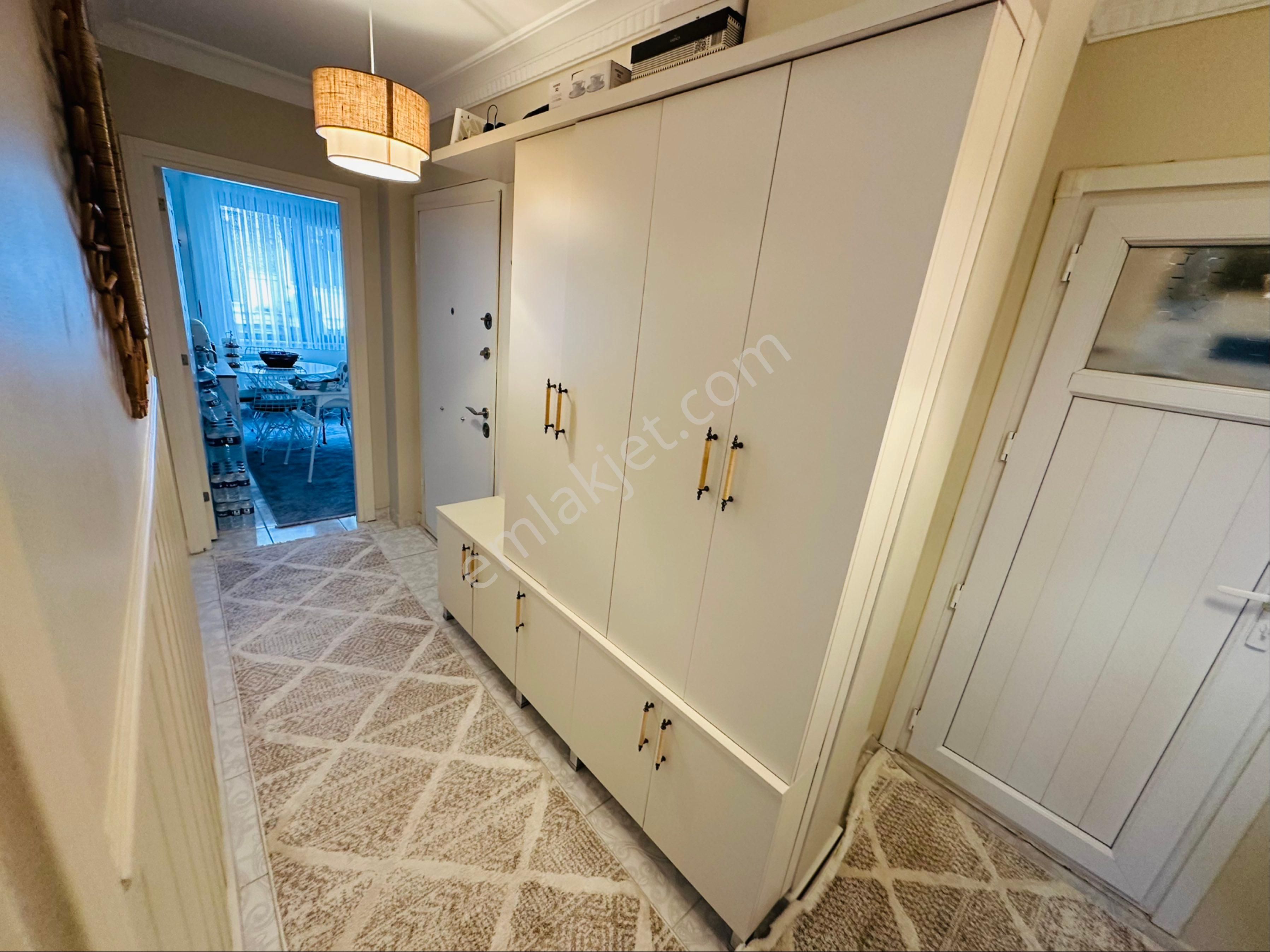 Uğurmumcu Mah’de Cadde Üzeri 2+1 95m2 Balkonlu 1.kat Daire - Görsel 31