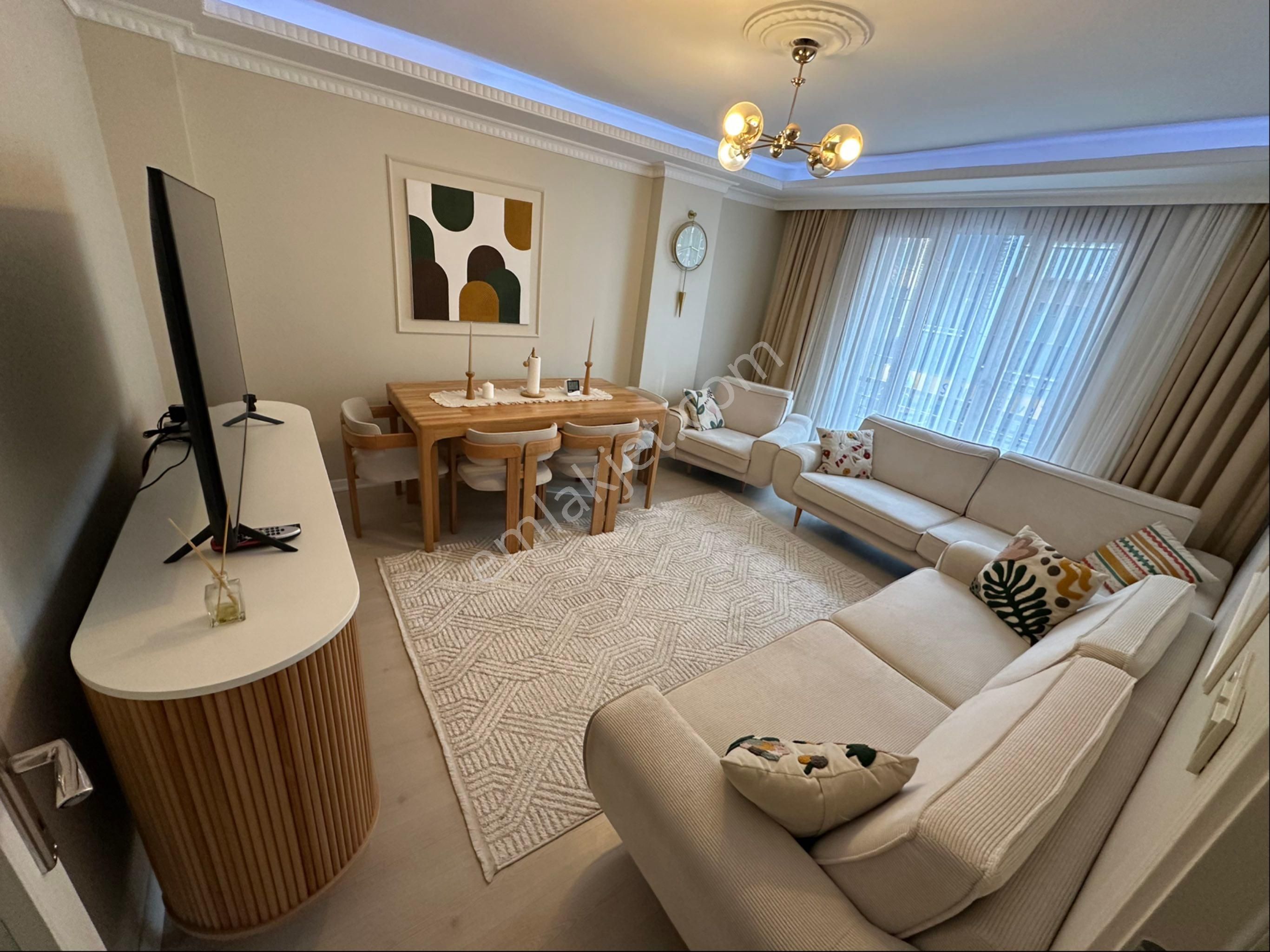 Uğurmumcu Mah’de Cadde Üzeri 2+1 95m2 Balkonlu 1.kat Daire - Görsel 30