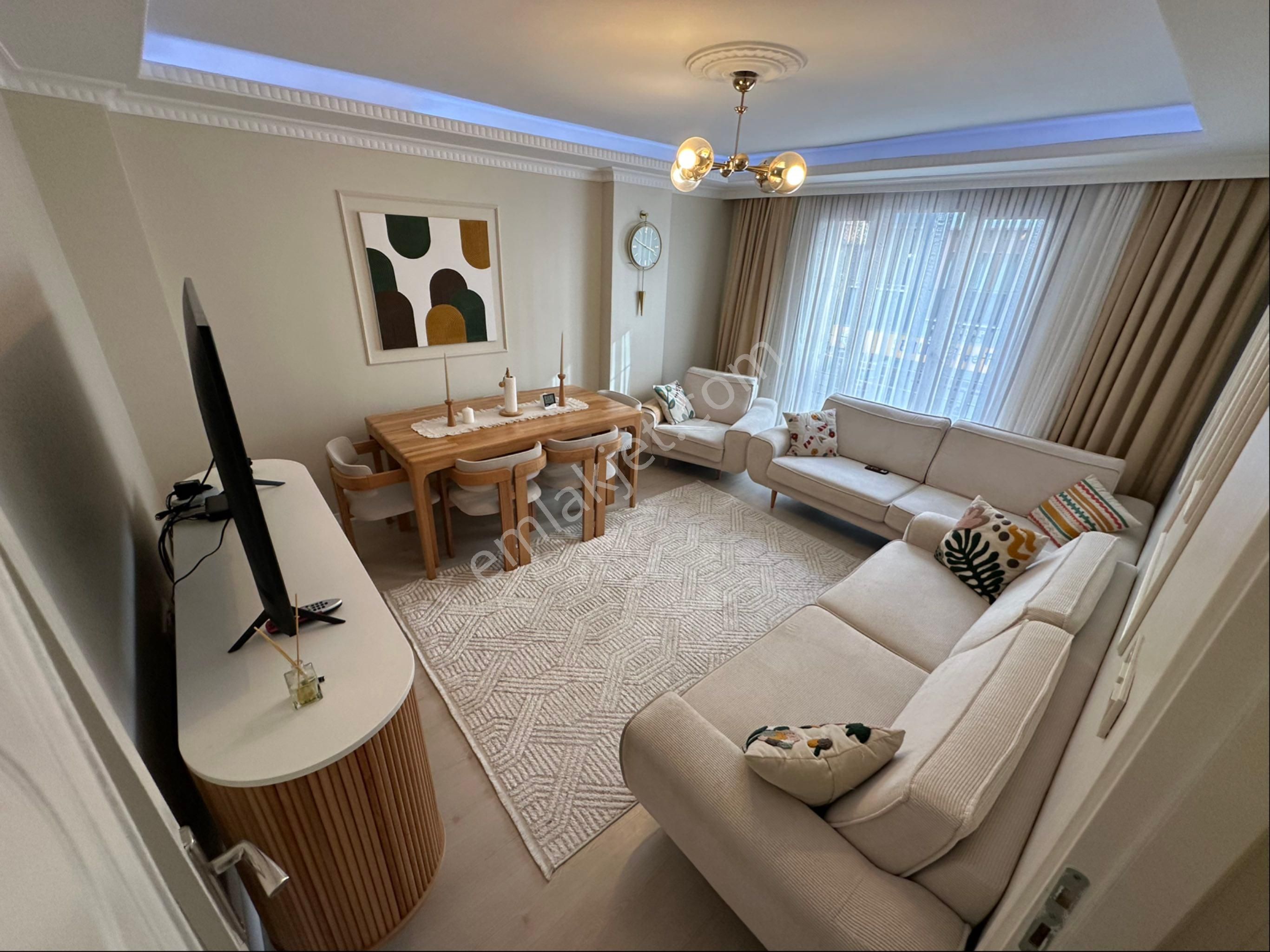 Uğurmumcu Mah’de Cadde Üzeri 2+1 95m2 Balkonlu 1.kat Daire - Görsel 4