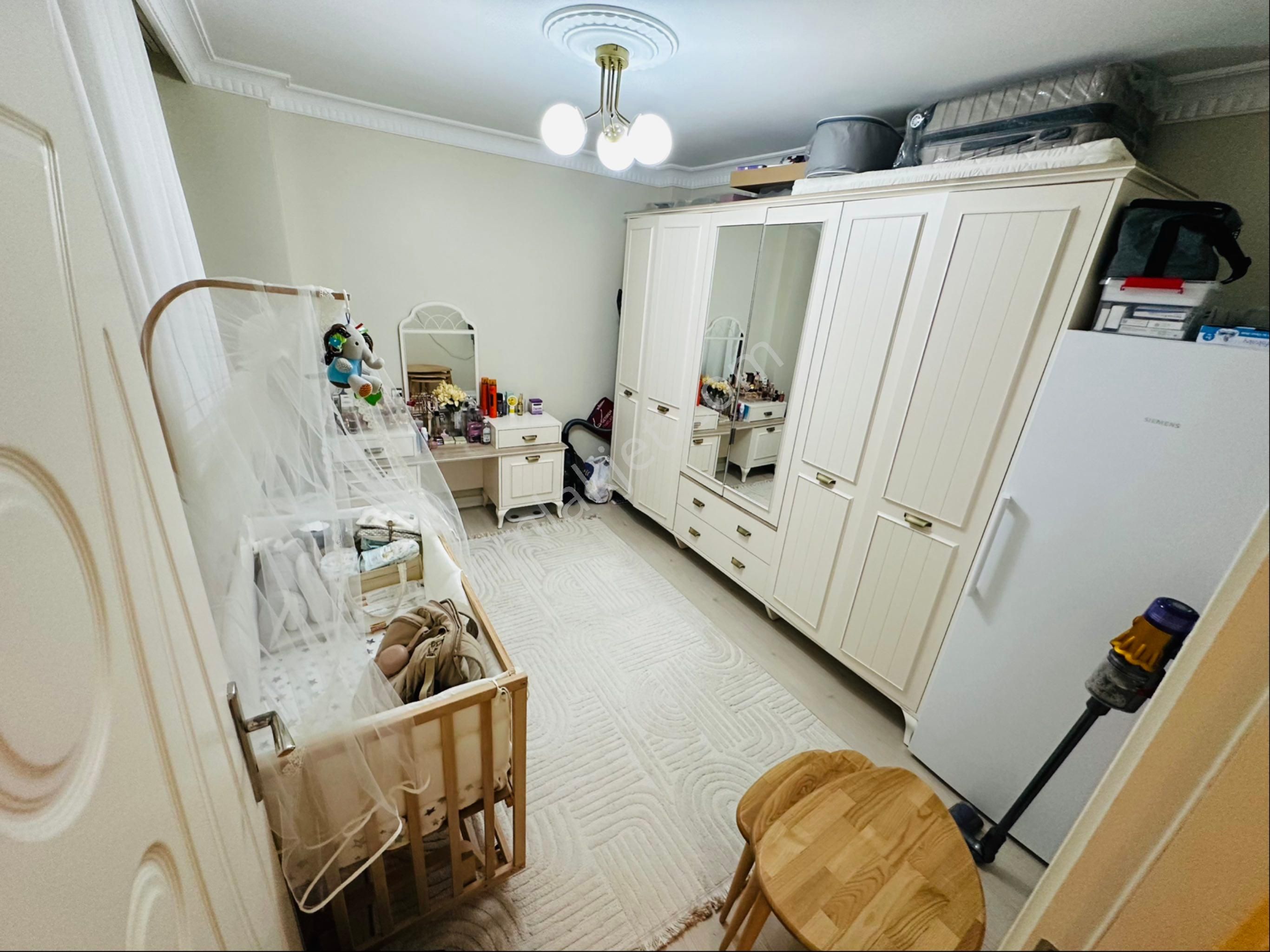 Uğurmumcu Mah’de Cadde Üzeri 2+1 95m2 Balkonlu 1.kat Daire - Görsel 21