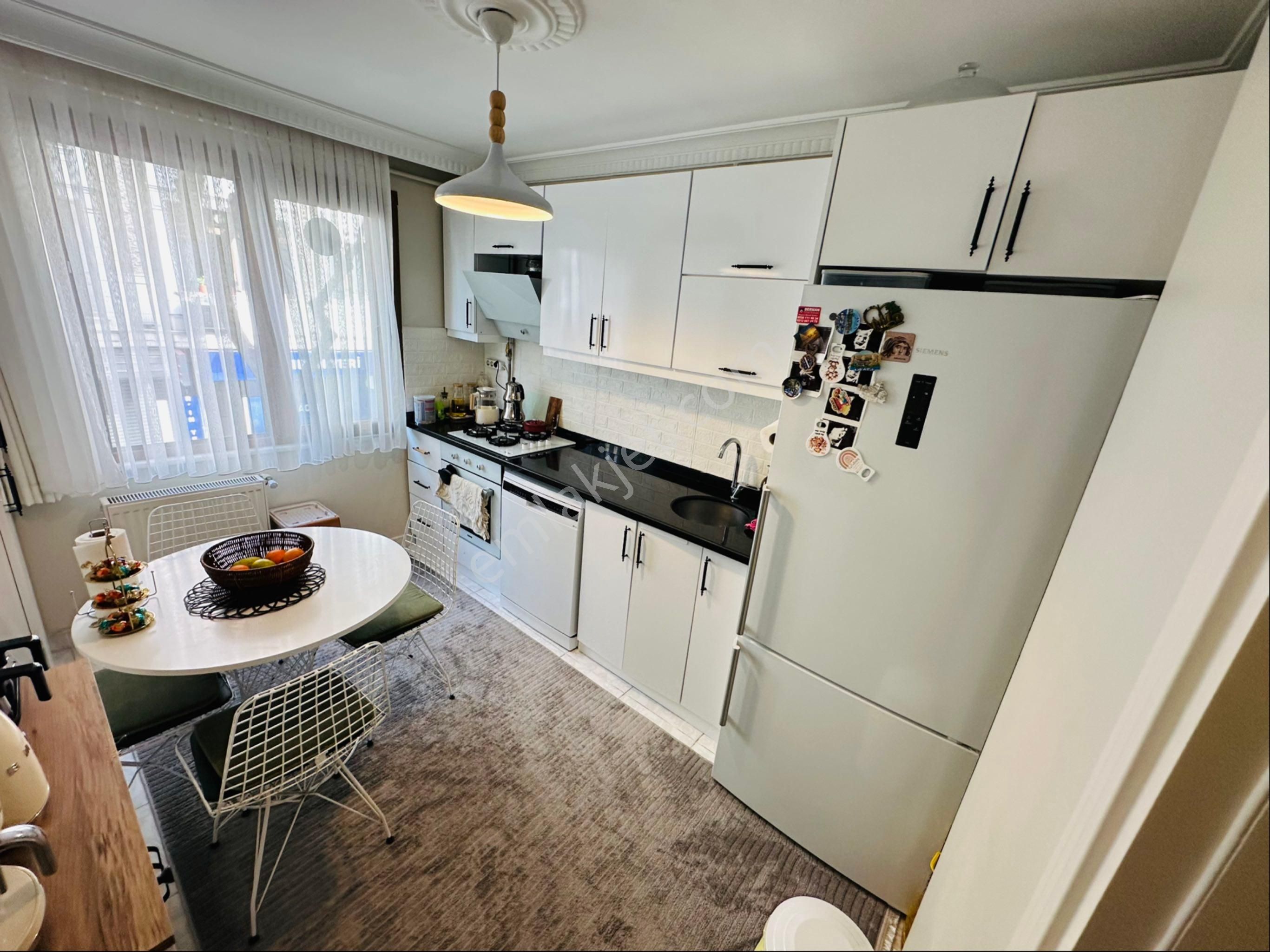 Uğurmumcu Mah’de Cadde Üzeri 2+1 95m2 Balkonlu 1.kat Daire - Görsel 11