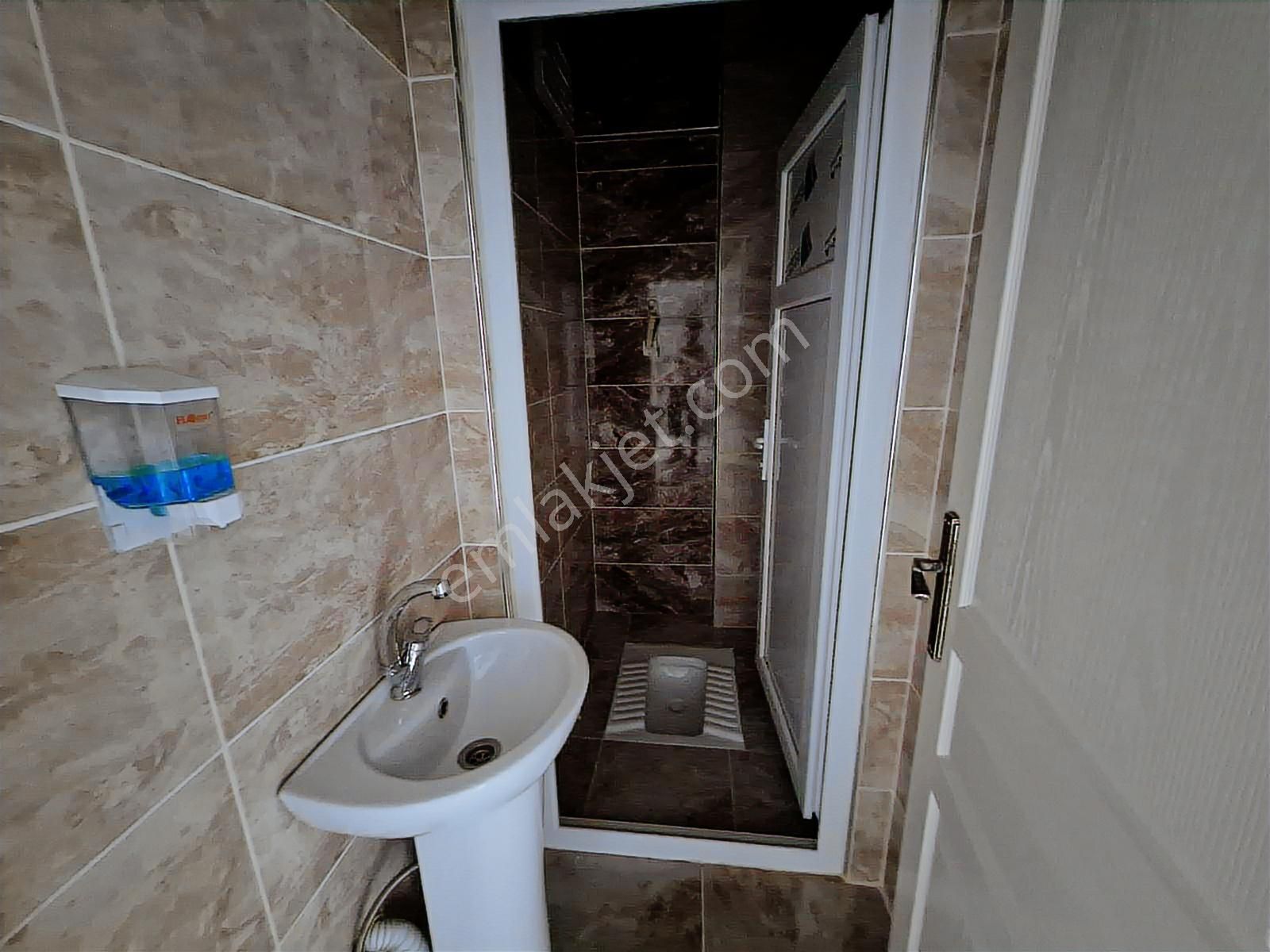 Yıldırım Demetevler'de Kiralık 2+1 Daire- 120 M2 - Görsel 2