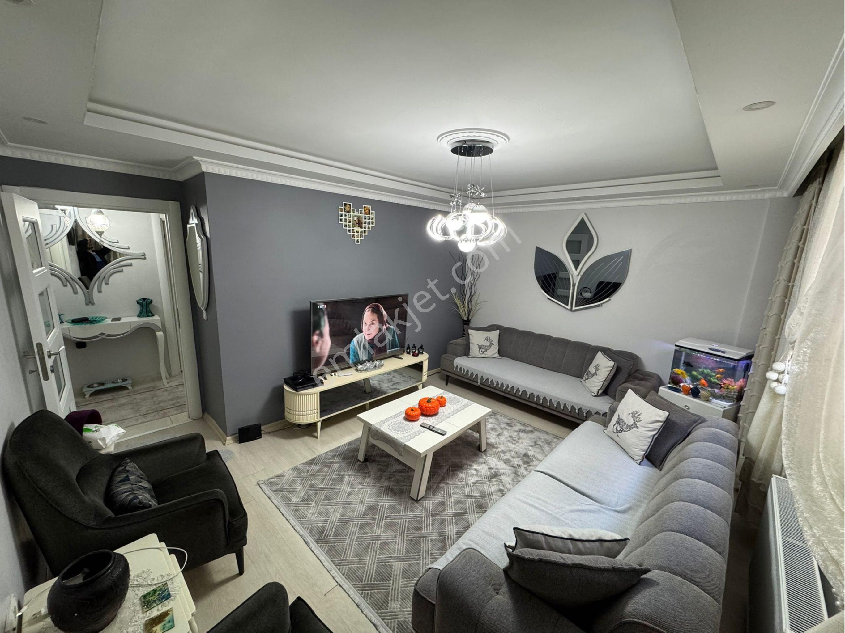 Cebeci Mah’de Tramvaya Yakın 2+1 90m2 5 Yıllık Satılık Bahçe Katı - Görsel 15