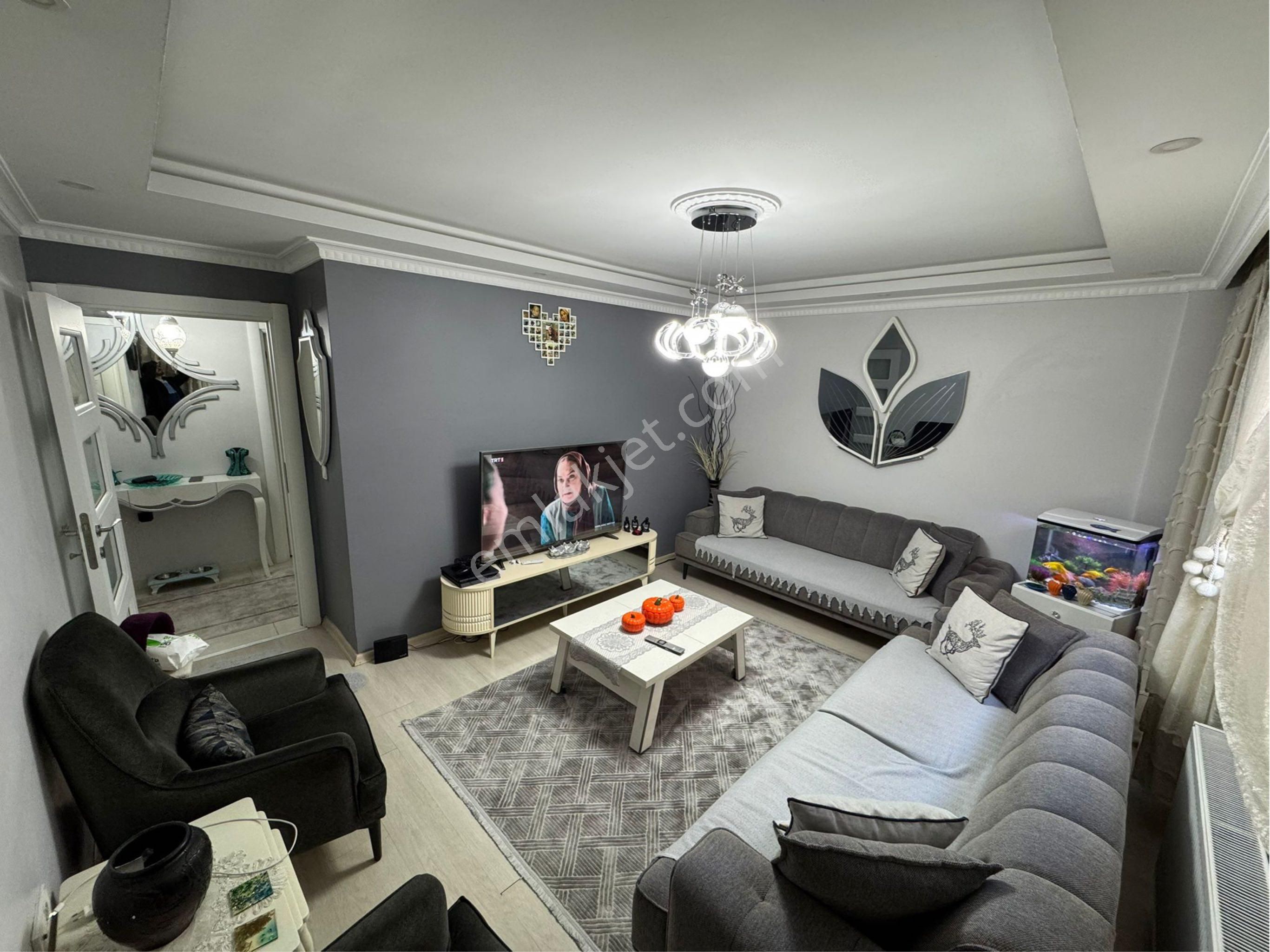 Cebeci Mah’de Tramvaya Yakın 2+1 90m2 5 Yıllık Satılık Bahçe Katı - Görsel 2