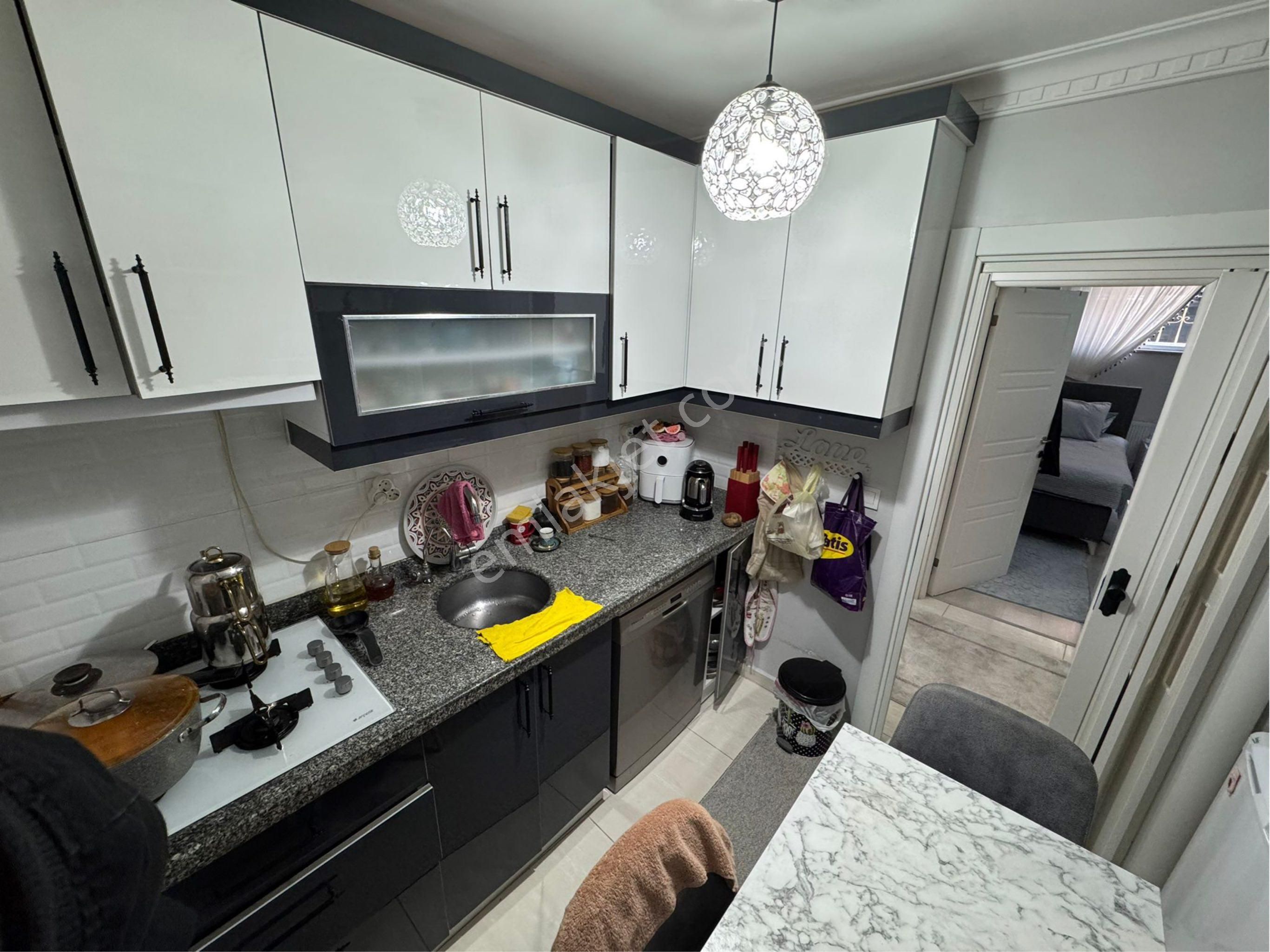 Cebeci Mah’de Tramvaya Yakın 2+1 90m2 5 Yıllık Satılık Bahçe Katı - Görsel 12