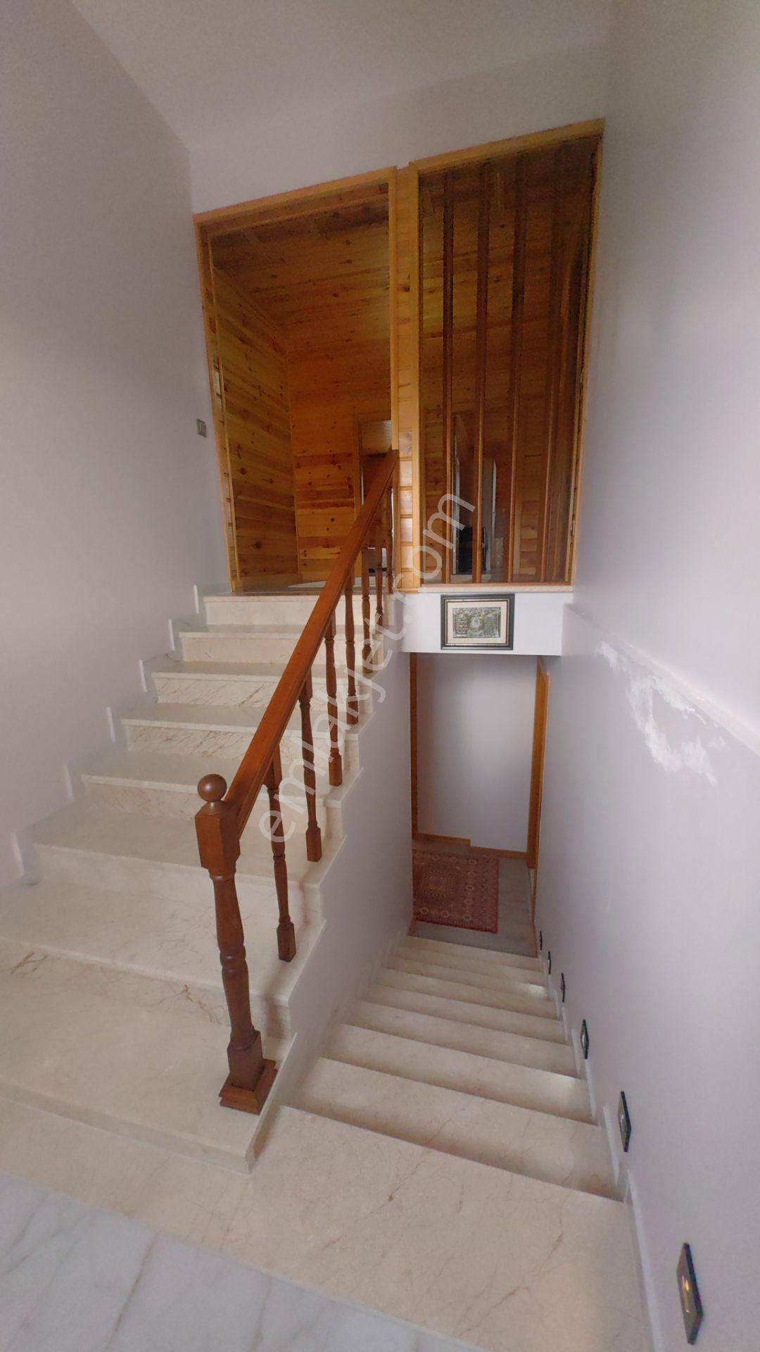 Satılık Kırklareli Pınarhisar Villa Konak 400m2 Kapalı Alan 2500m2 Arsa - Görsel 22