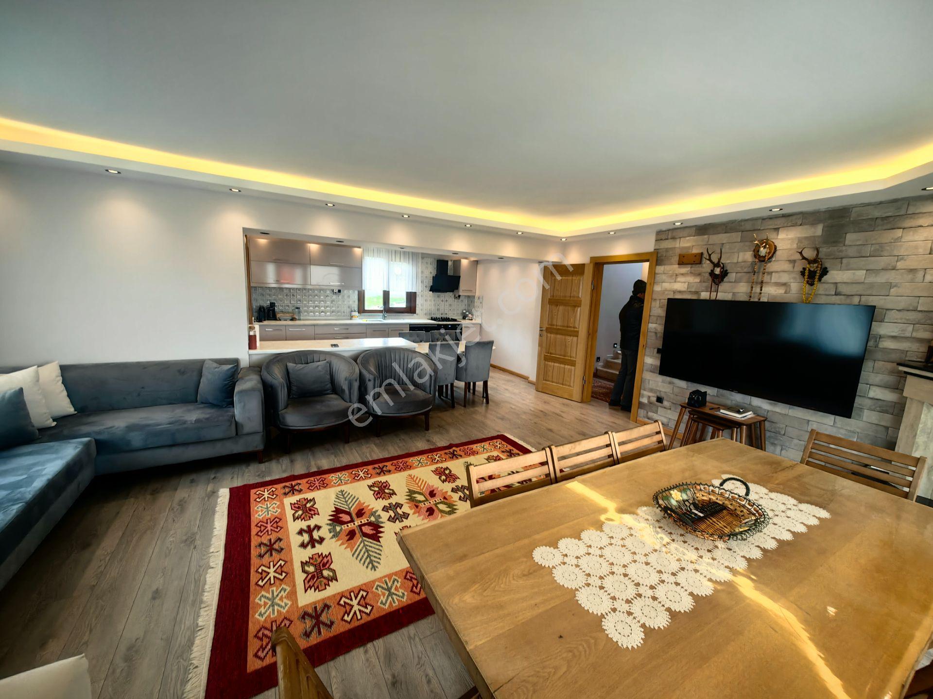 Satılık Kırklareli Pınarhisar Villa Konak 400m2 Kapalı Alan 2500m2 Arsa - Görsel 16