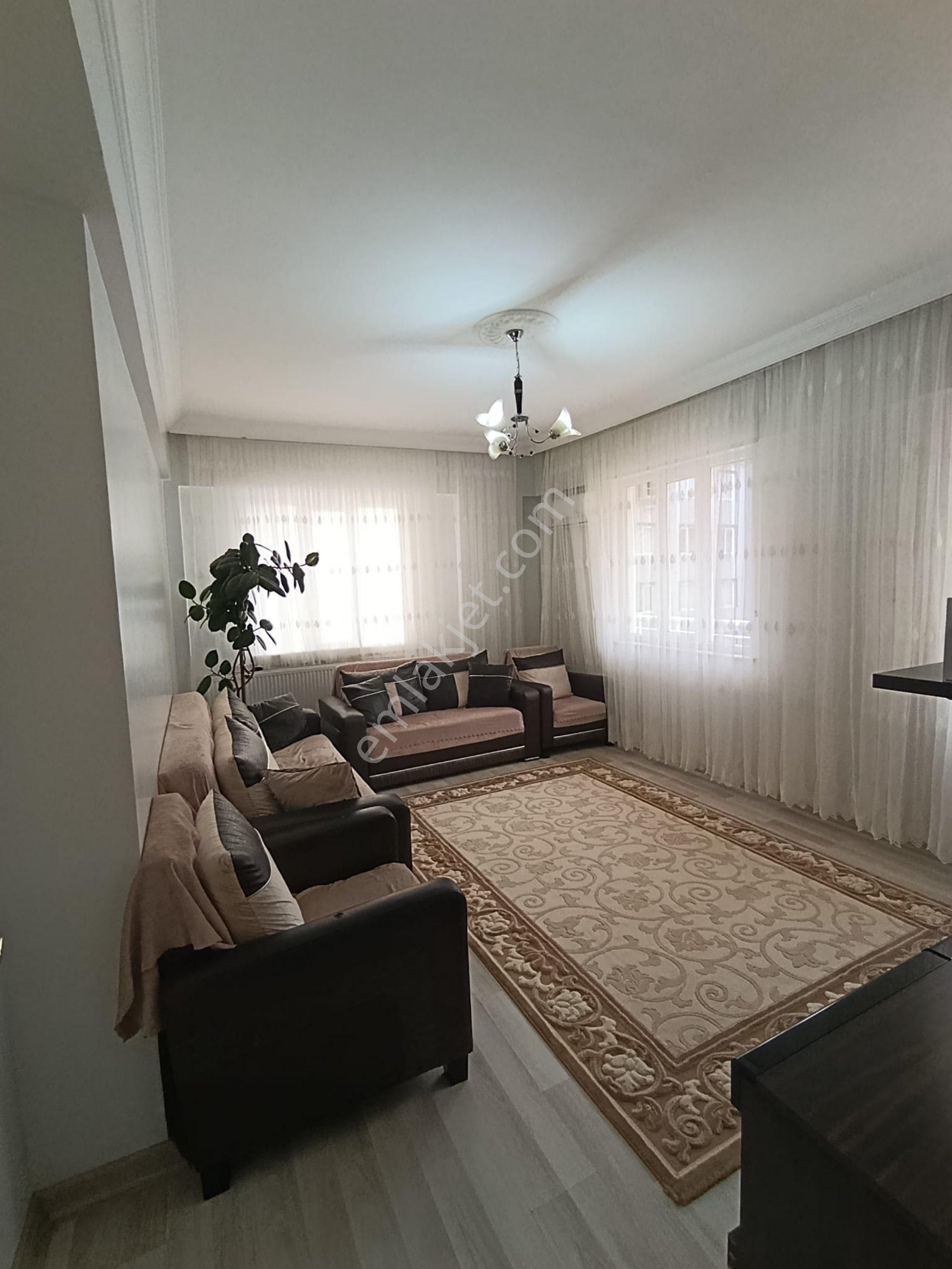 Nuray Gayrimenkulden Yeditepede Garajıyla Birlikte Satılık 2+1 Daire - Görsel 8