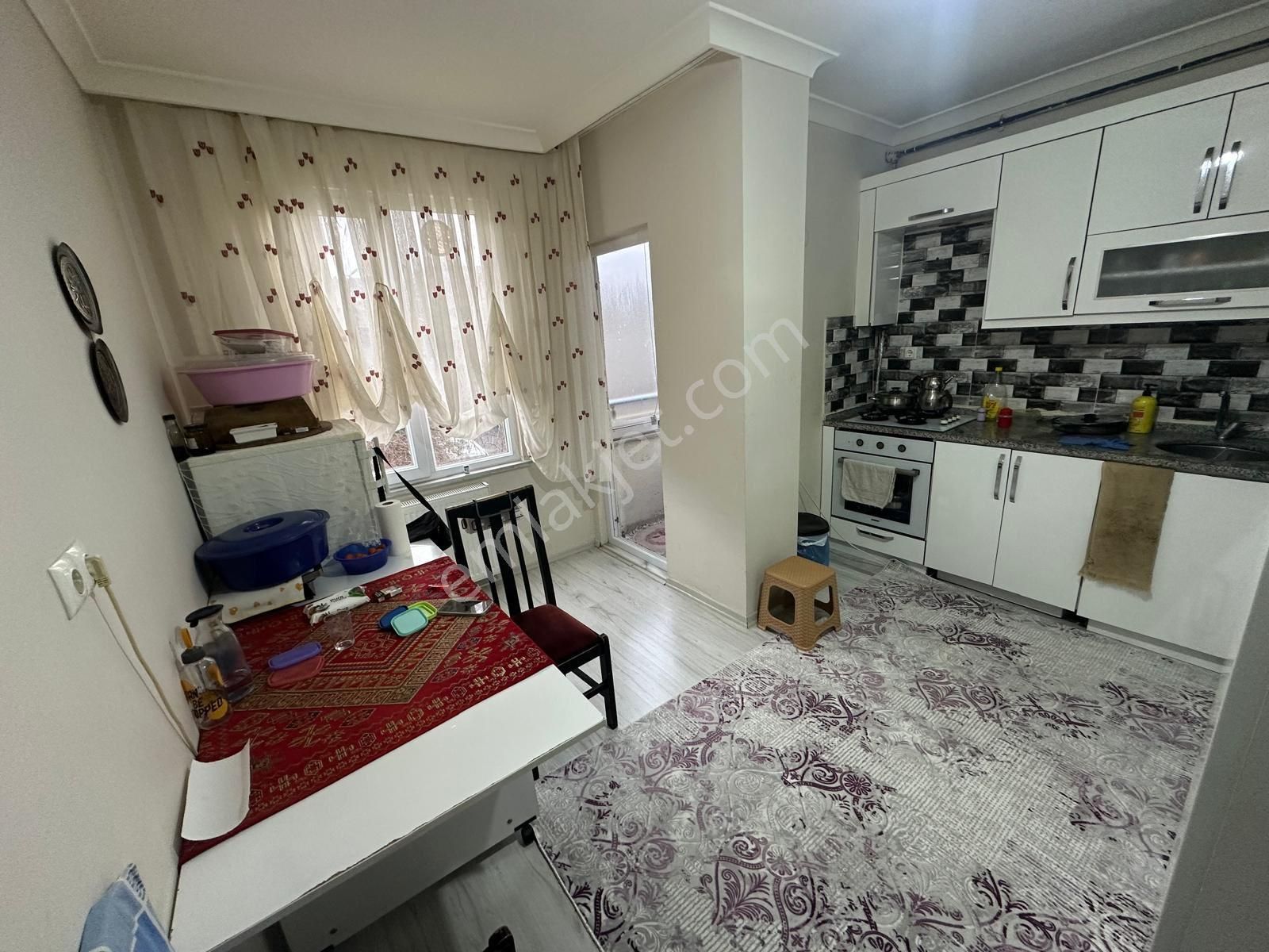 Arnavutköy Boğazköy Mah’de 2+1 110m2 8 Yıllık Asansörlü 3.kat Daire - Görsel 6