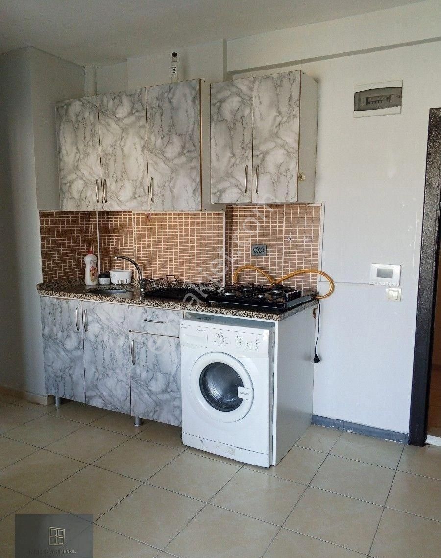 Üniversite Caddesi'nde 1+1 Eşyalı Kiralık Daire - Görsel 10