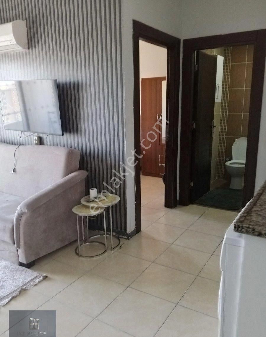 Üniversite Caddesi'nde 1+1 Eşyalı Kiralık Daire - Görsel 17