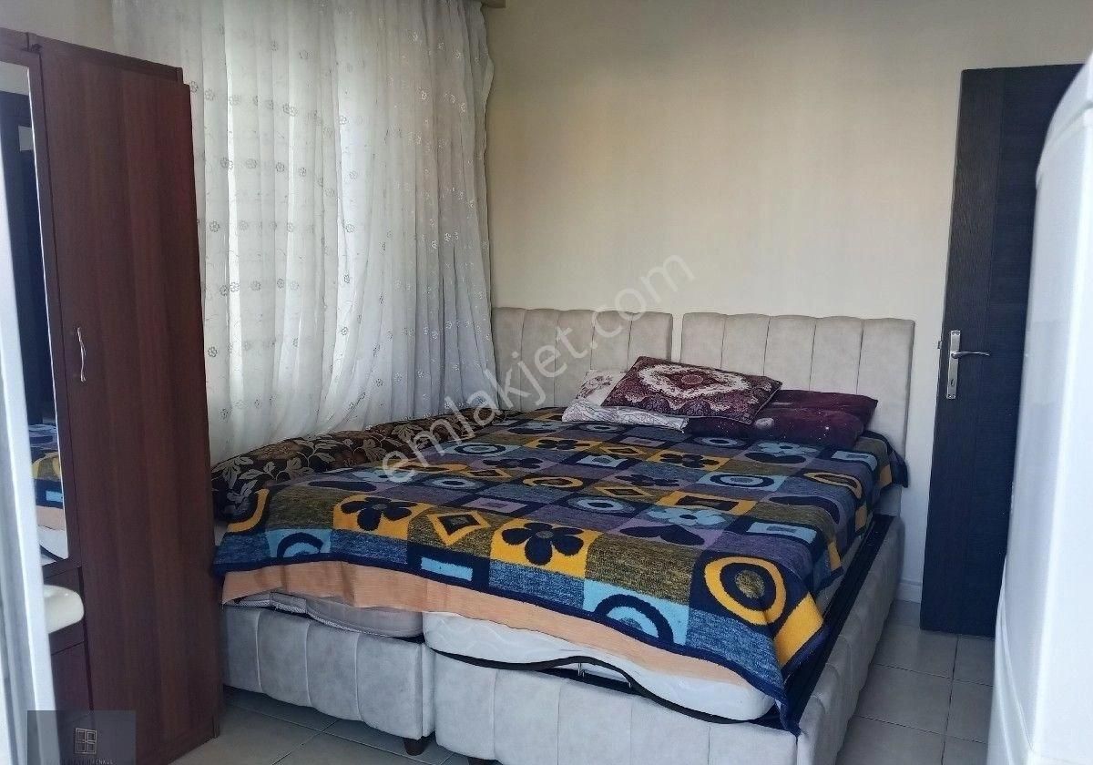 Üniversite Caddesi'nde 1+1 Eşyalı Kiralık Daire - Görsel 13