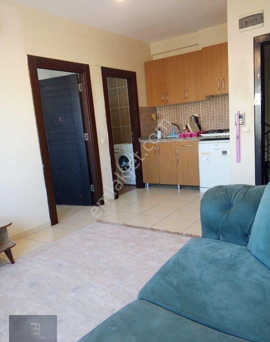 Üniversite Caddesi'nde 1+1 Eşyalı Kiralık Daire - Görsel 15