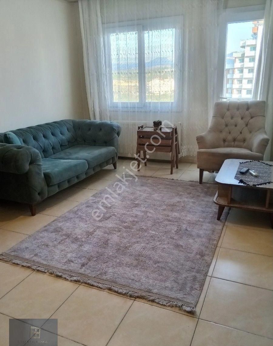 Üniversite Caddesi'nde 1+1 Eşyalı Kiralık Daire - Görsel 2