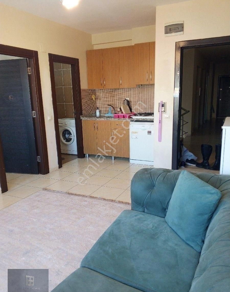 Üniversite Caddesi'nde 1+1 Eşyalı Kiralık Daire - Görsel 8