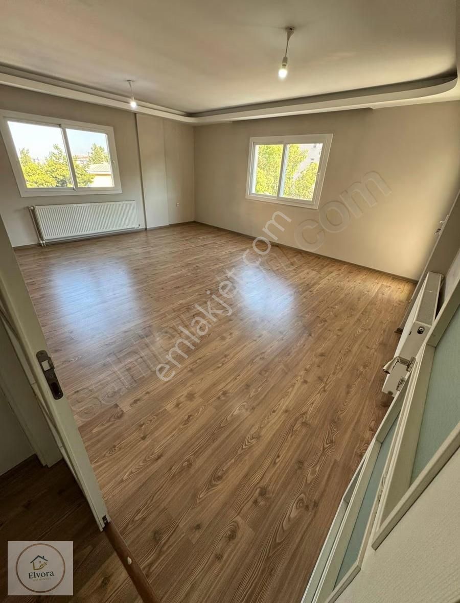 Buca Hoca Ahmet Yesevi Cadde Üzerin De 2+1 Kiralık Daire - Görsel 5