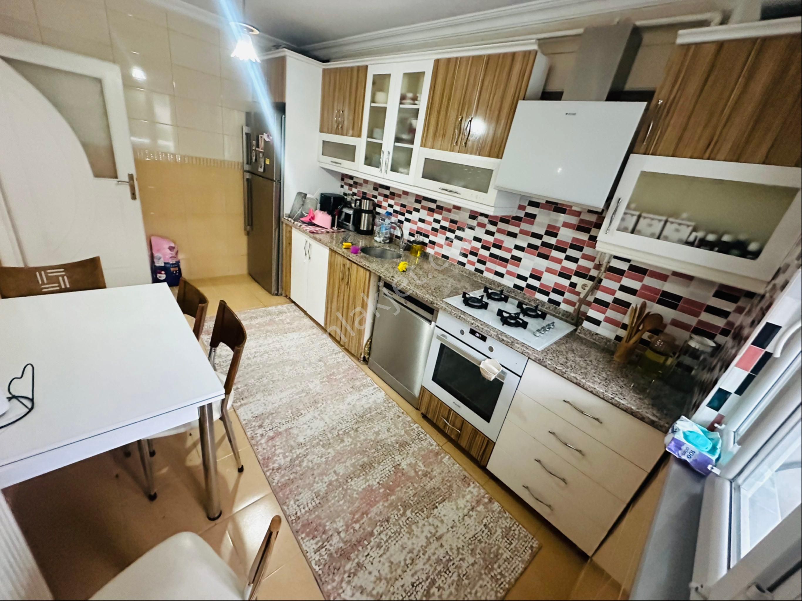 Esentepe Mah’de Cadde Üzerinde 3+1 140m2 Satılık Ara Kat Daire - Görsel 10