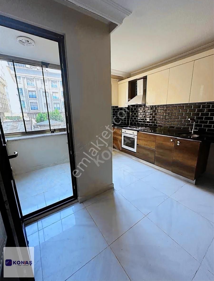 Konaştan Eski Habiblerde Satılık 2+1 Daire - Görsel 9