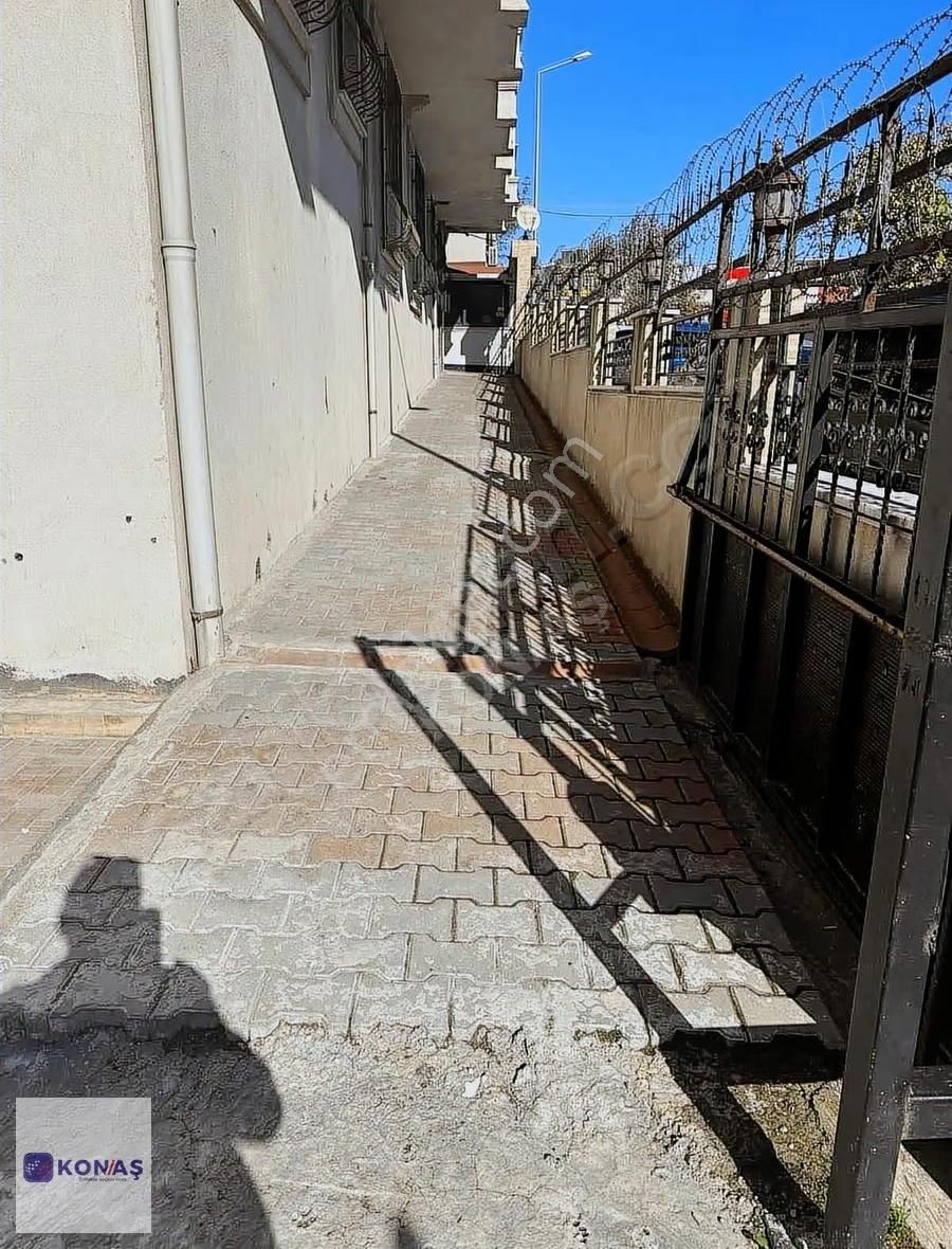 Konaştan Eski Habiblerde Satılık 2+1 Daire - Görsel 17