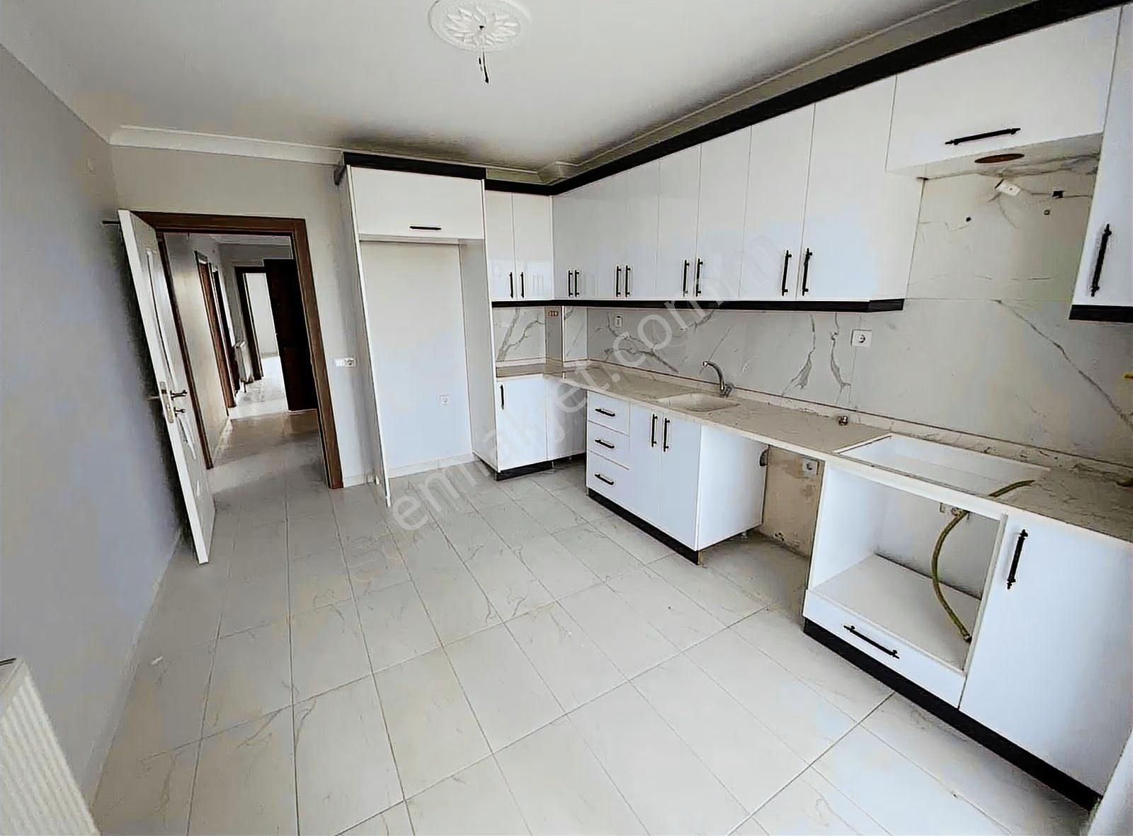 Podyum'dan Bursa Mustafakemalpaşa Adalet Mahallesi Kiralık Daire