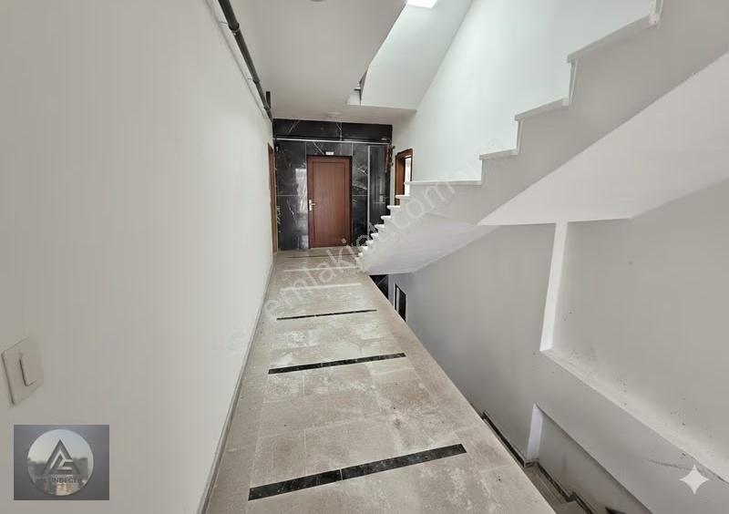 Altınova Cumhuriyet Mahallesinde Satılık 2+1 Lüks Daireler - Görsel 2