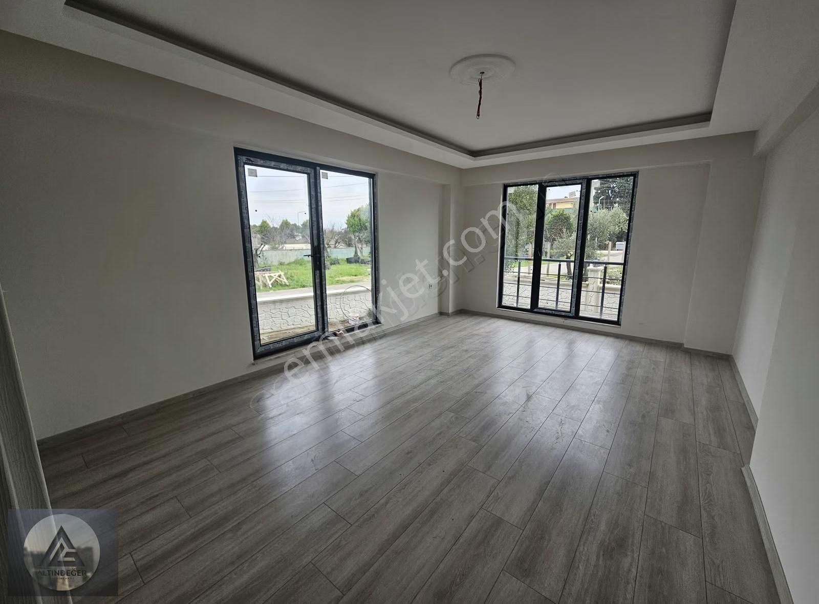 Altınova Cumhuriyet Mahallesinde Satılık 2+1 Lüks Daireler