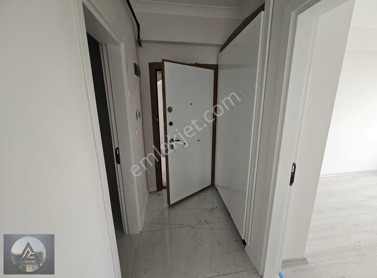 Altınova Cumhuriyet Mahallesinde Satılık 2+1 Lüks Daireler - Görsel 11