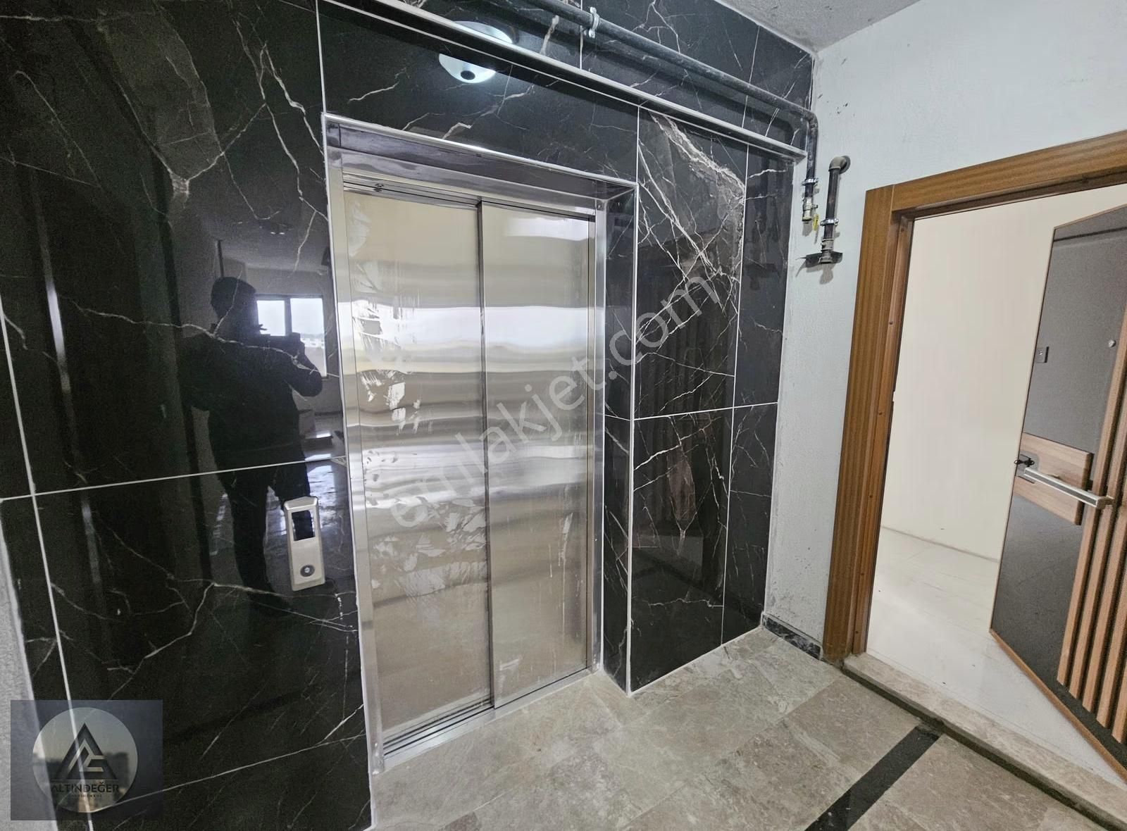 Altınova Cumhuriyet Mahallesinde Satılık 2+1 Lüks Daireler - Görsel 5