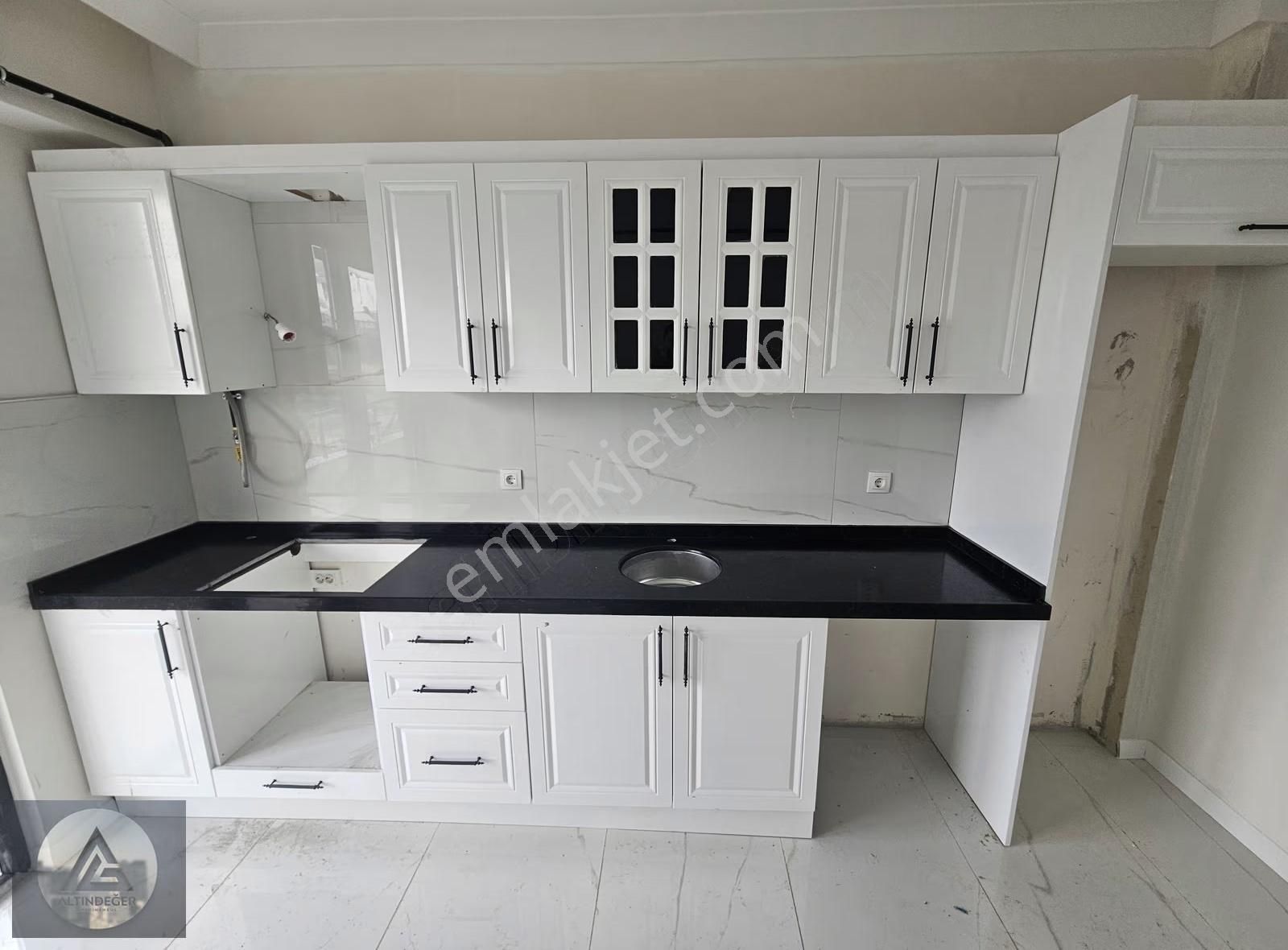 Altınova Cumhuriyet Mahallesinde Satılık 2+1 Lüks Daireler - Görsel 3