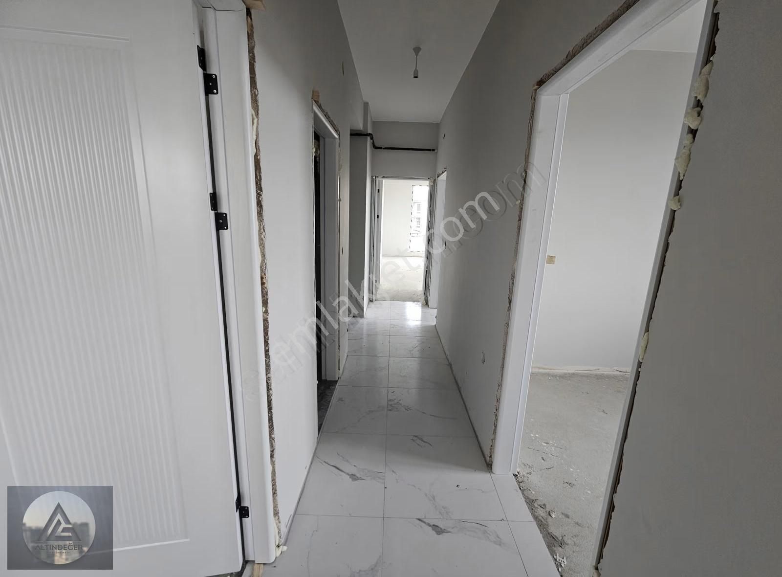 Altınova Merkez'de Uygun Fiyata Satılık 3+1 Sıfır Daireler - Görsel 2