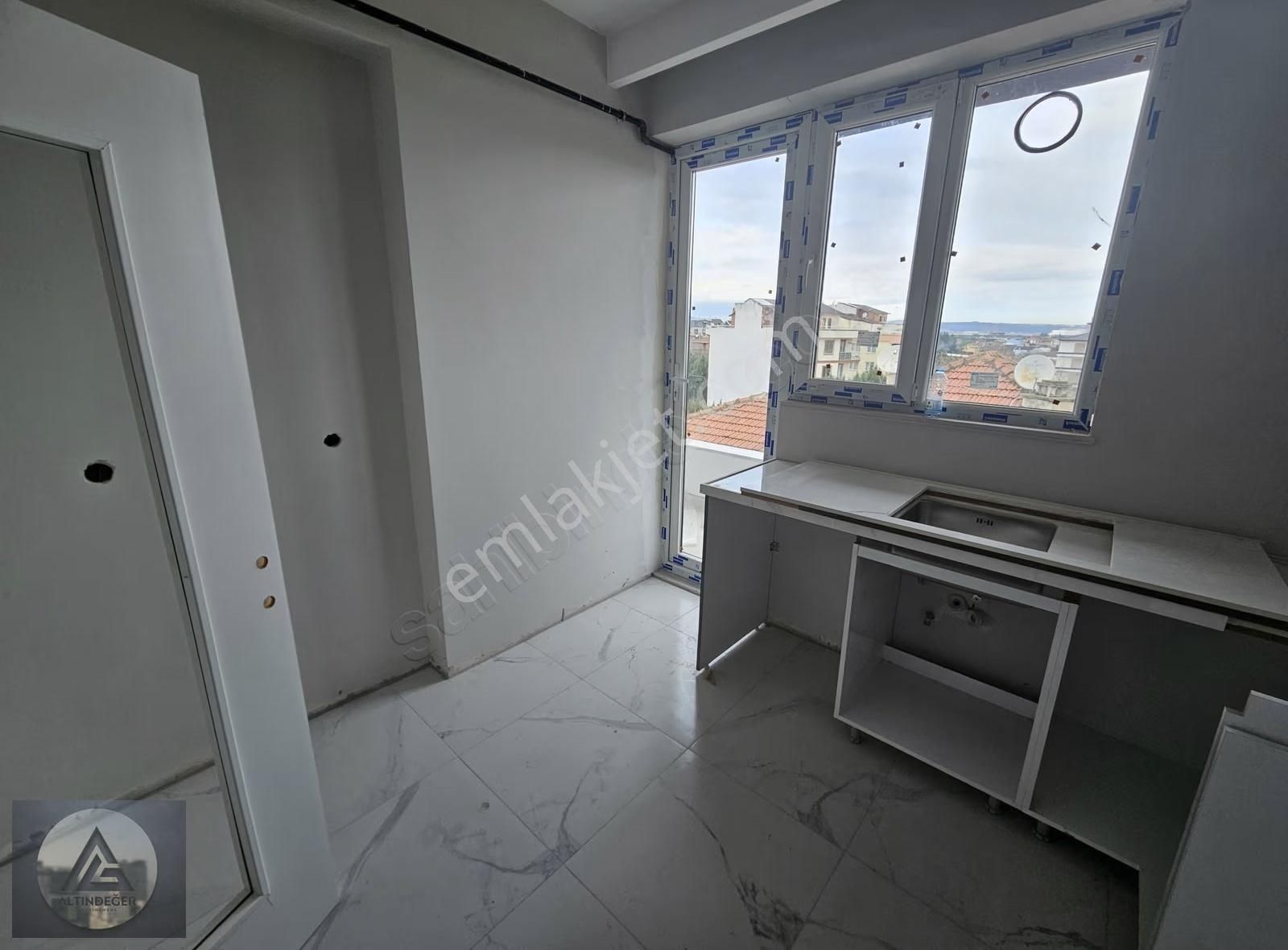 Altınova Merkez'de Uygun Fiyata Satılık 3+1 Sıfır Daireler - Görsel 7
