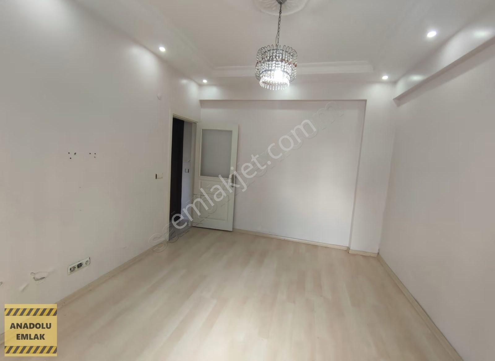 Yeni Binadan Satılık Düz Giriş Daire İskanlı - Görsel 4
