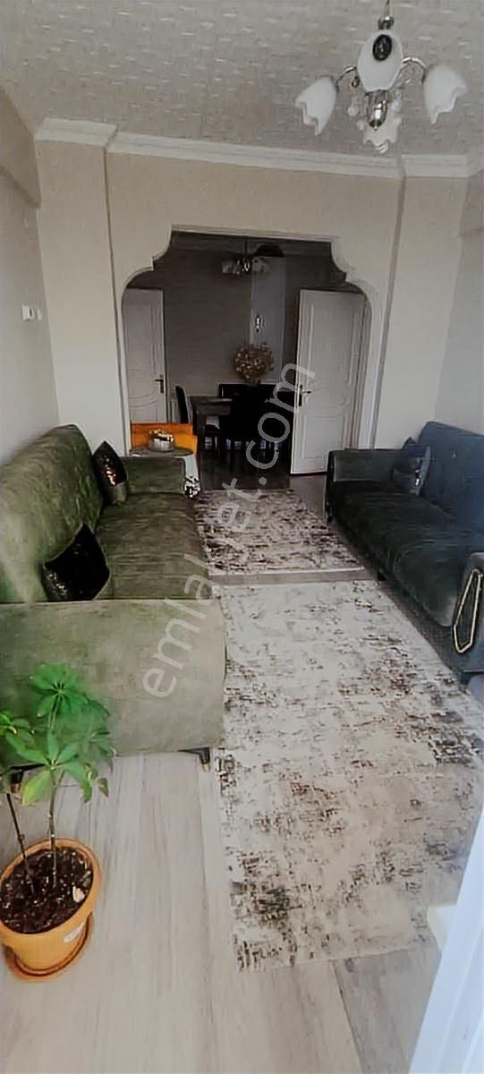 Satılık 3+1 Daire Ful Bakımlı Çok Temiz Zemin +3 .üstü Çatılı - Görsel 8