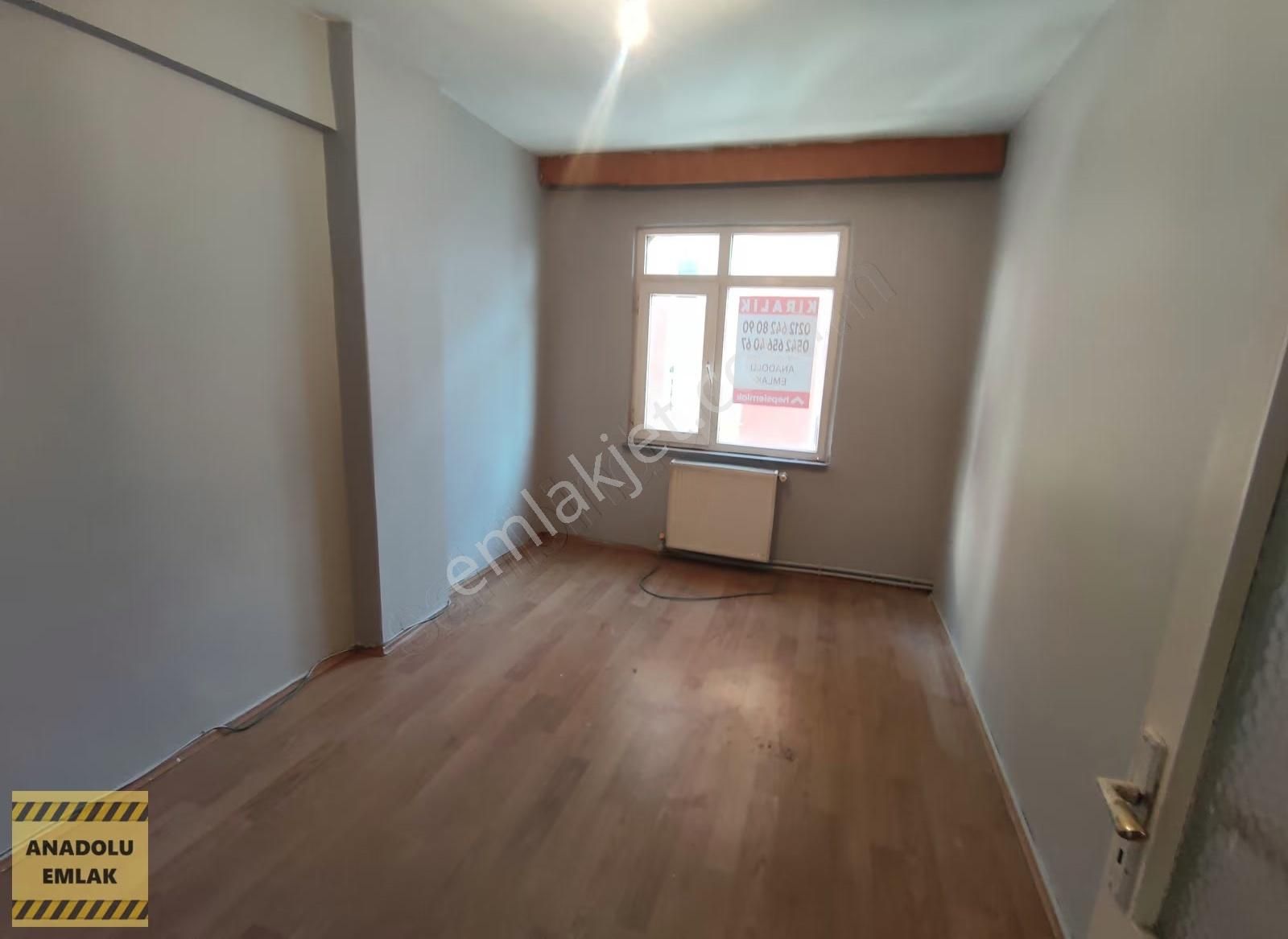 Cadde Üzeri Satılık 2+1 2.kat Daire Asansörlü Kredili (kiracılı) - Görsel 32
