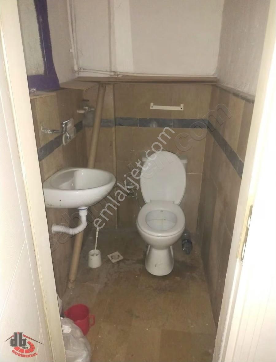 Gaziosmanpaşa Sanayi Bölgesinde 3 Kat Satılık Dükkan - Görsel 8