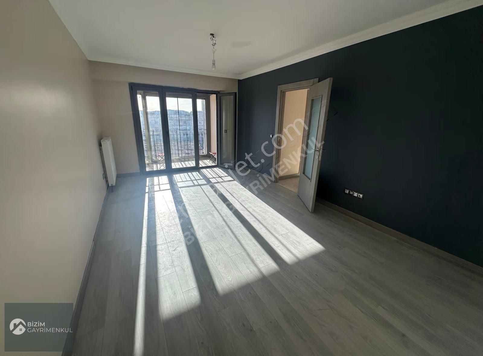 Bizim'den 1649/1 Parsel D Blok 82 M2 Güney Cephe Adapark Manzara - Görsel 23