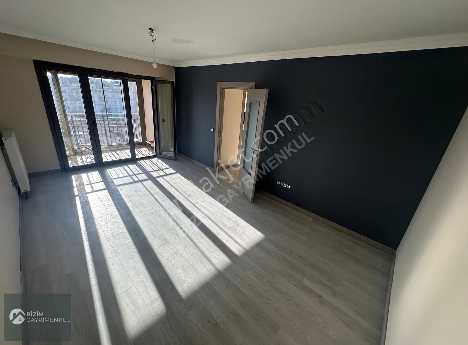 Bizim'den 1649/1 Parsel D Blok 82 M2 Güney Cephe Adapark Manzara - Görsel 3