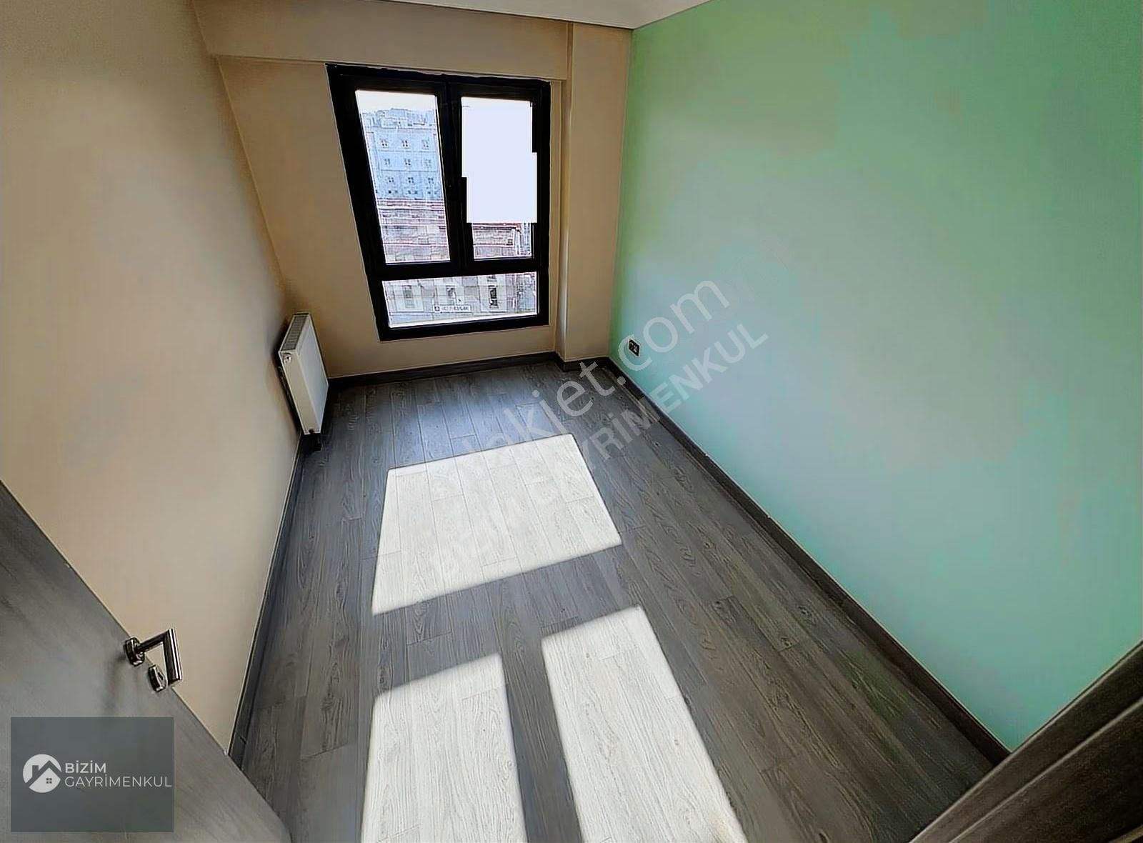 Bizim'den 1649/1 Parsel D Blok 82 M2 Güney Cephe Adapark Manzara - Görsel 5