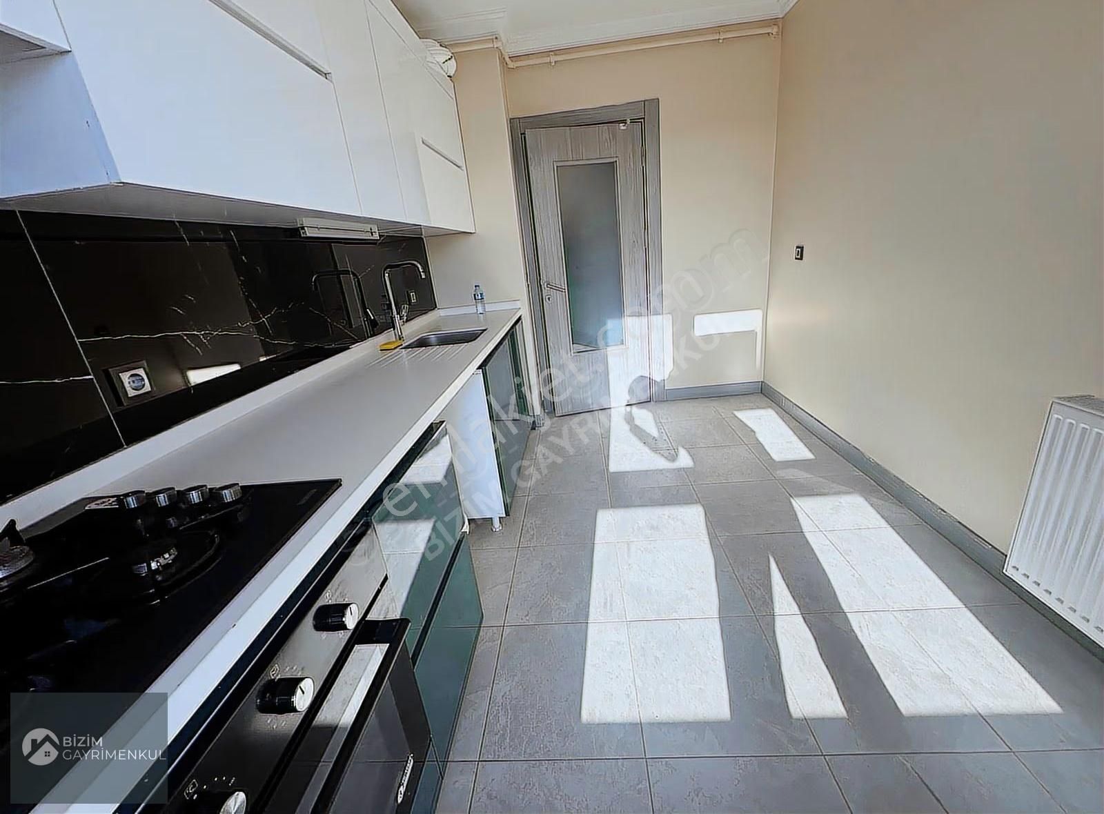 Bizim'den 1649/1 Parsel D Blok 82 M2 Güney Cephe Adapark Manzara - Görsel 35