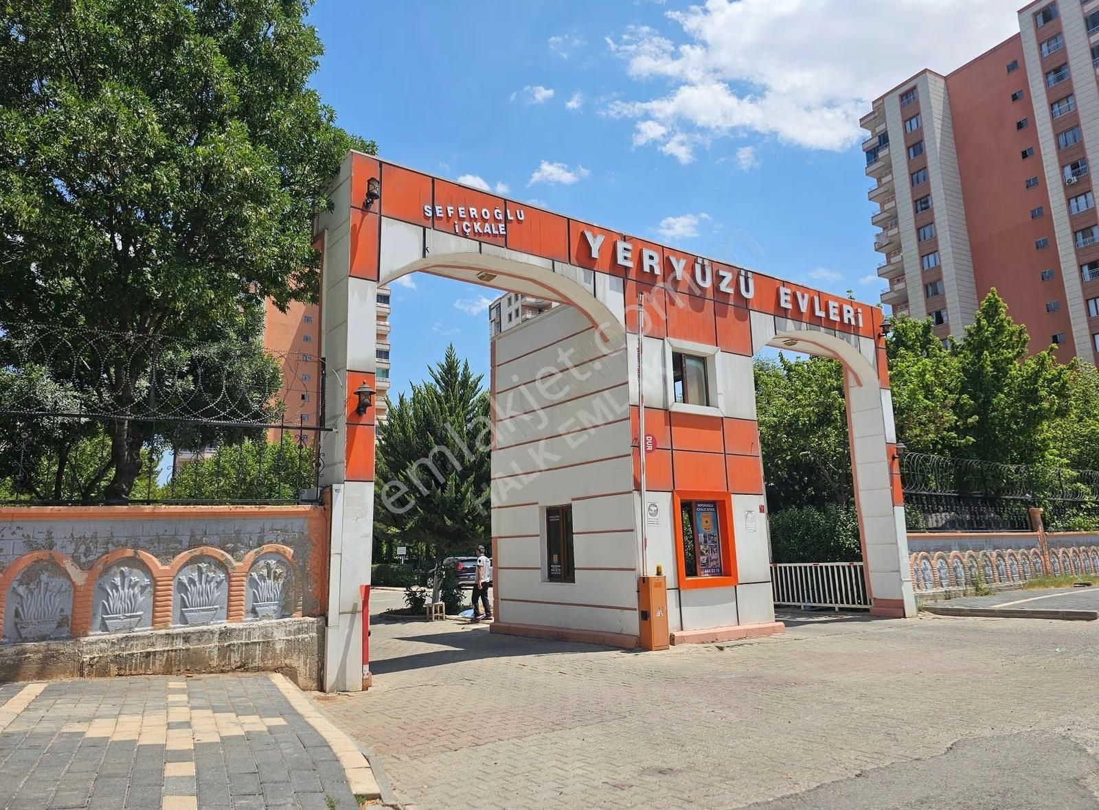 75 Mado Arkası Satılık 4+1 Daire
