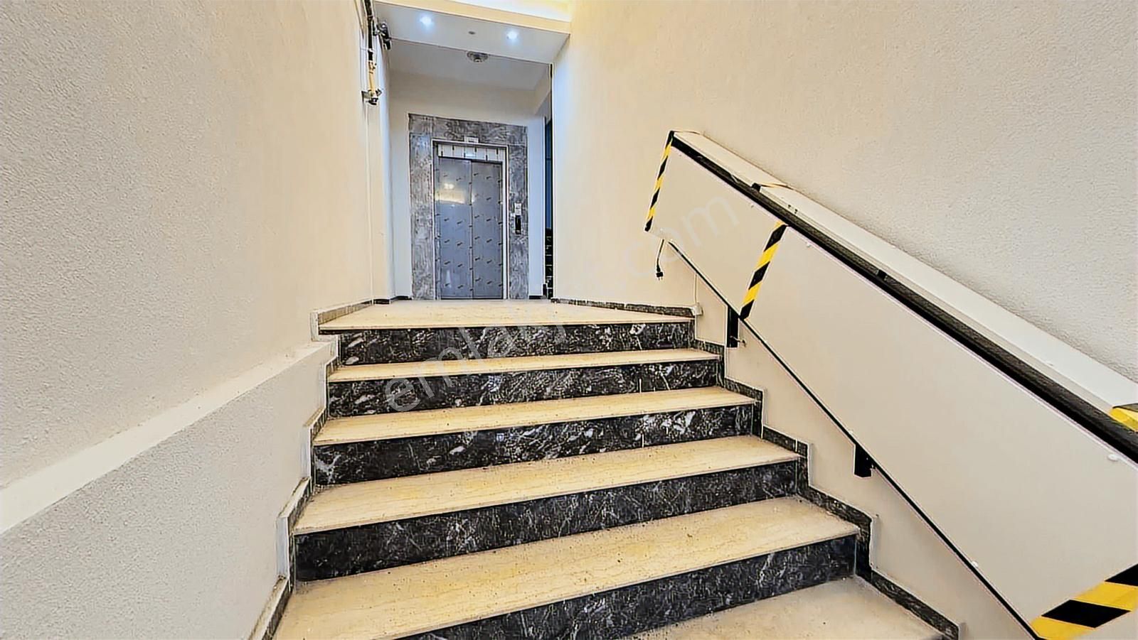Savaştepe Caddesi Yanı Kiralık 1+1sıfır Eşyalı Daire - Görsel 15