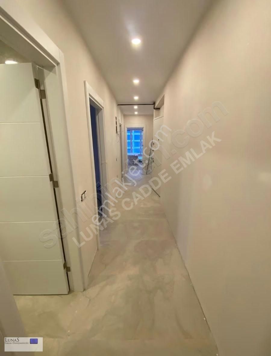 Suadiye Bağdat Cadde'ye 4. Binada 2+1 Sıfır 75m2 Net Daire - Görsel 8