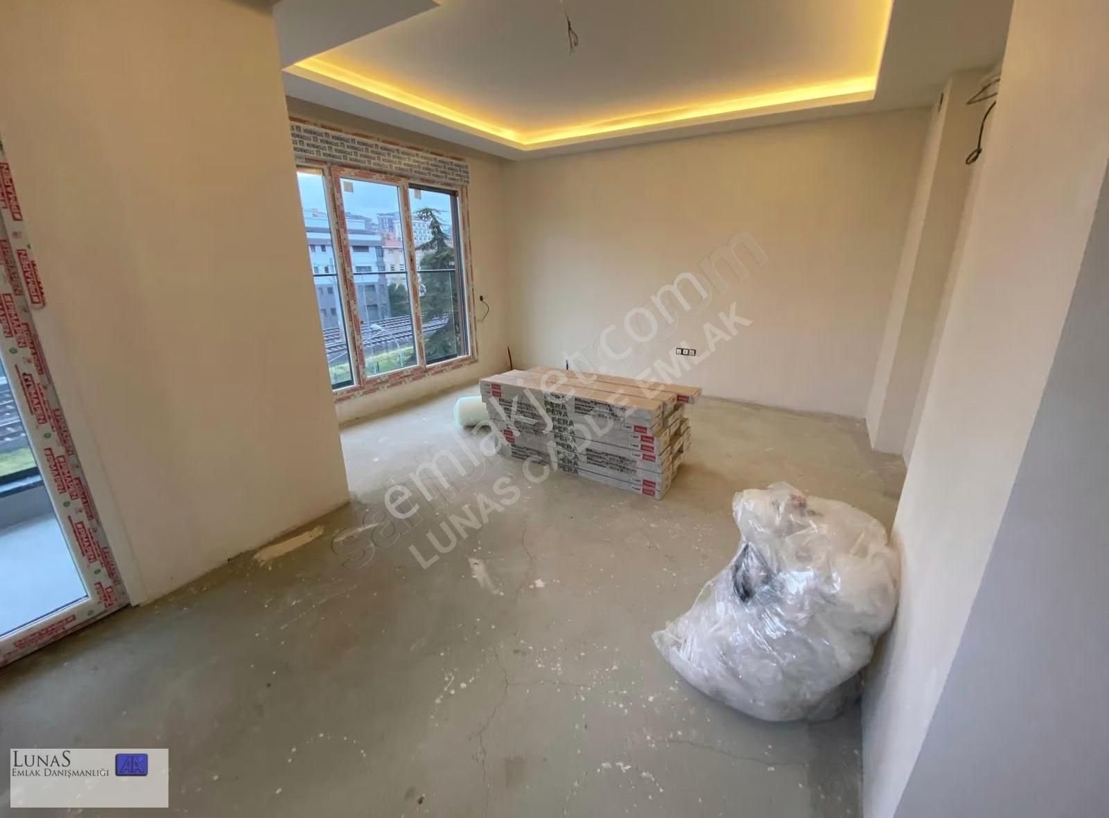 Suadiye Bağdat Cadde'ye 4. Binada 2+1 Sıfır 75m2 Net Daire - Görsel 5