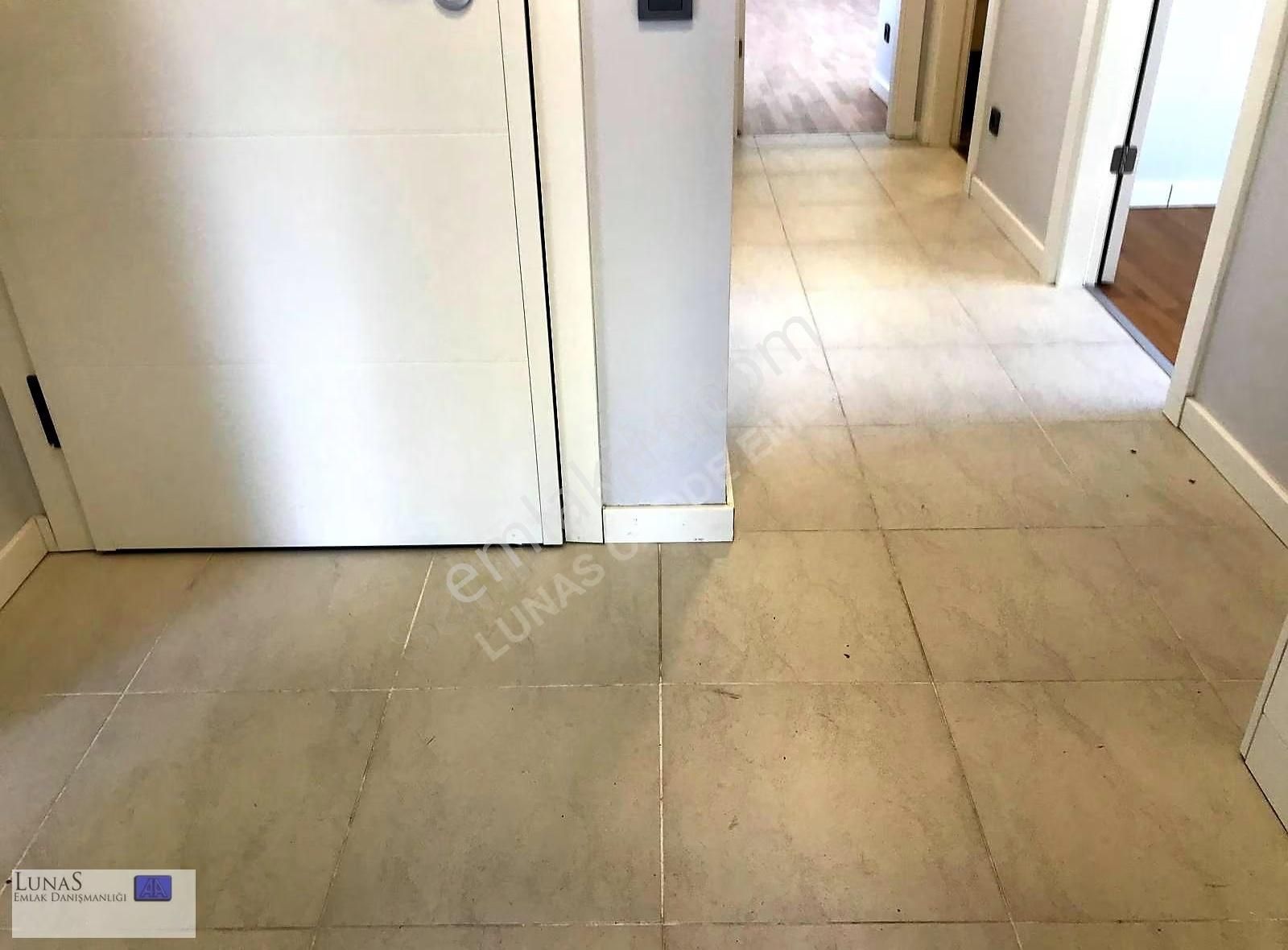 Lunas'dan Göztepe'de Bağdat Cad. Yakın 2017 Yapımı 80 M2 2+1 - Görsel 2