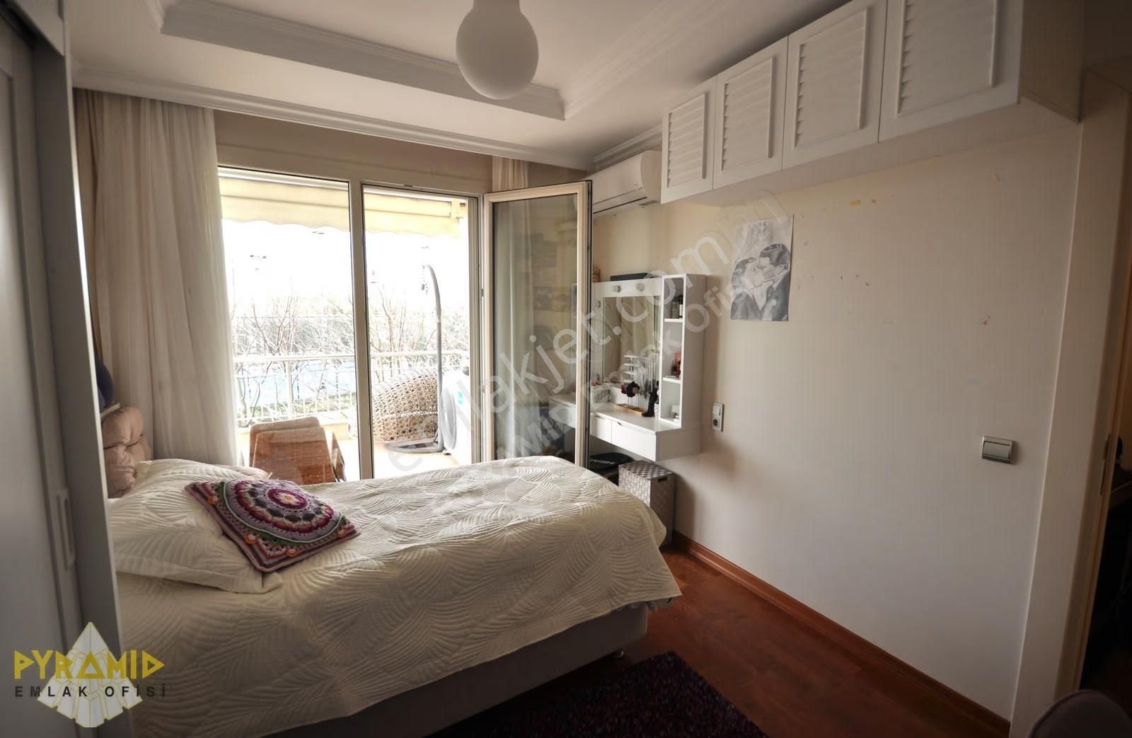 Pyramıd'den Ataköy Konakları D-tipi Ara Kat (174m2) 3+1 Daire - Görsel 5